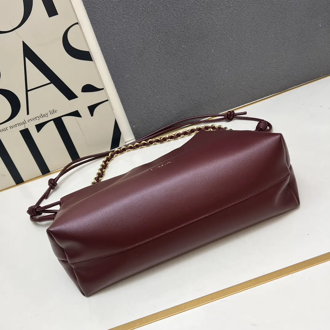 羊皮 Flamenco Purse 云朵包 链条包 精致链条款