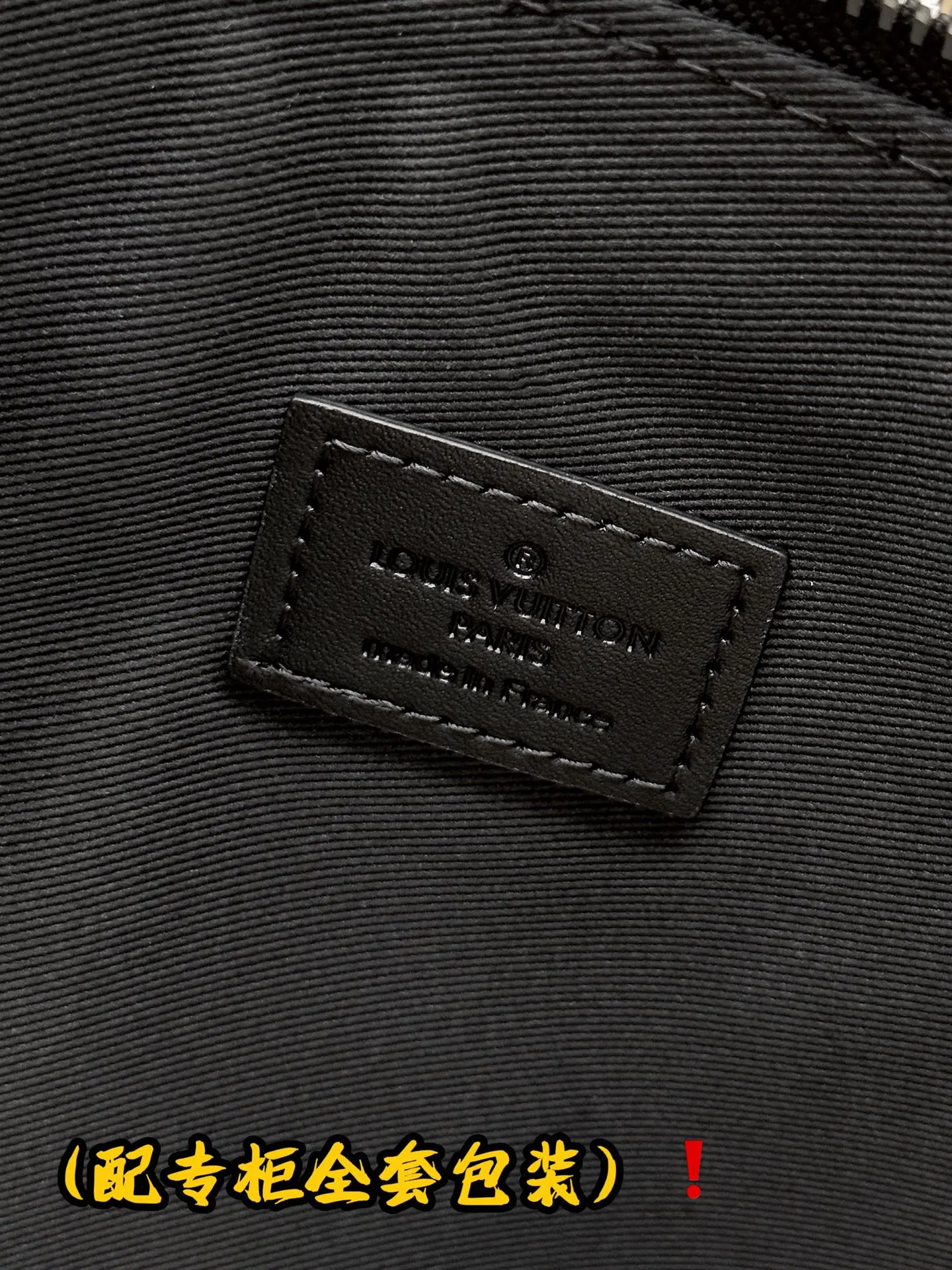 Damier 手拿包 精致手拿款
