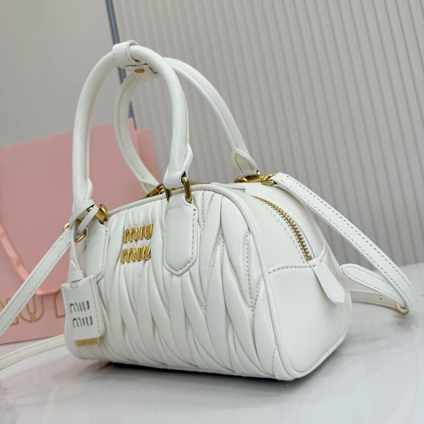 White Crossbody Bag Lightweight Vintage
