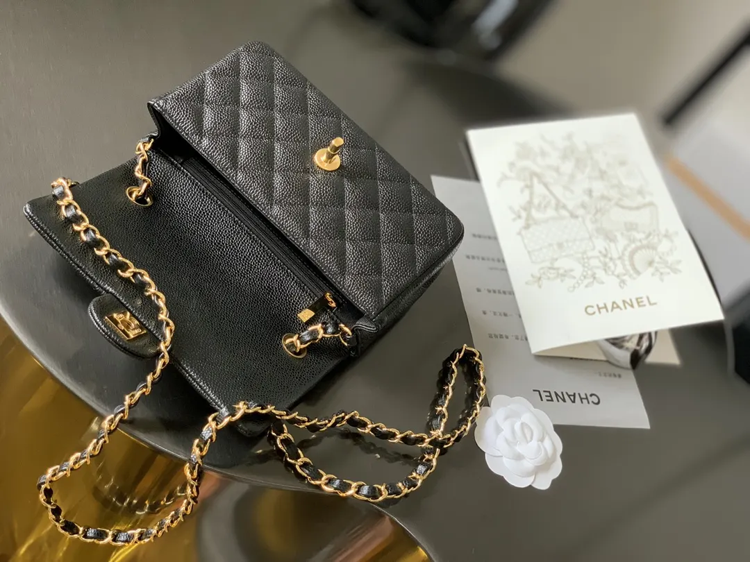 Chanel Caviar Cowhide Flap Chain Bag One Shoulder Cross Image 6 Chanel Caviar Cowhide Flap Chain Bag One Shoulder Cross Image 6