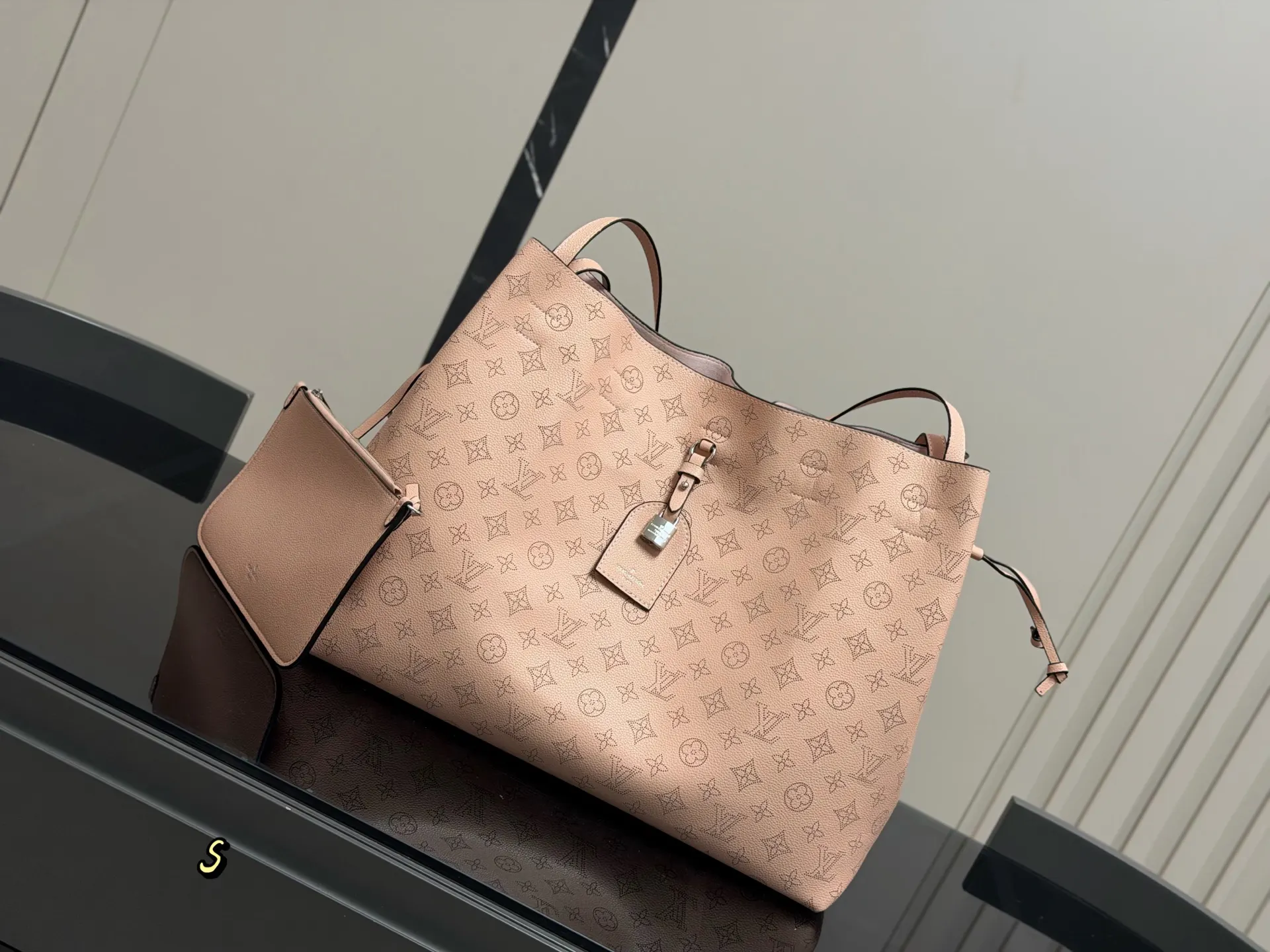 LV 月光女神水桶包 中古vinta 休闲水桶款