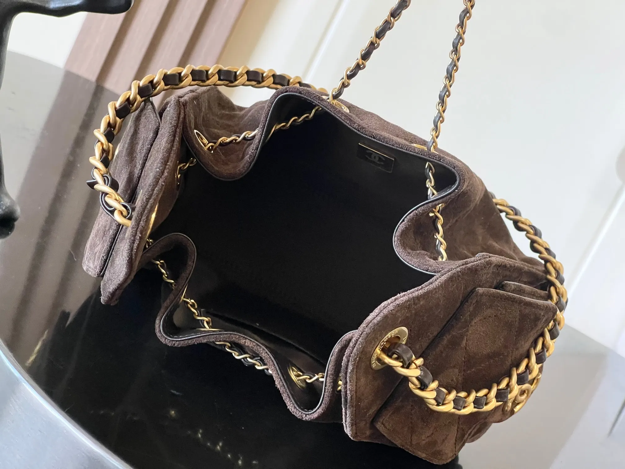 CHANEL 棕色牛皮Hobo腋下包 链条款