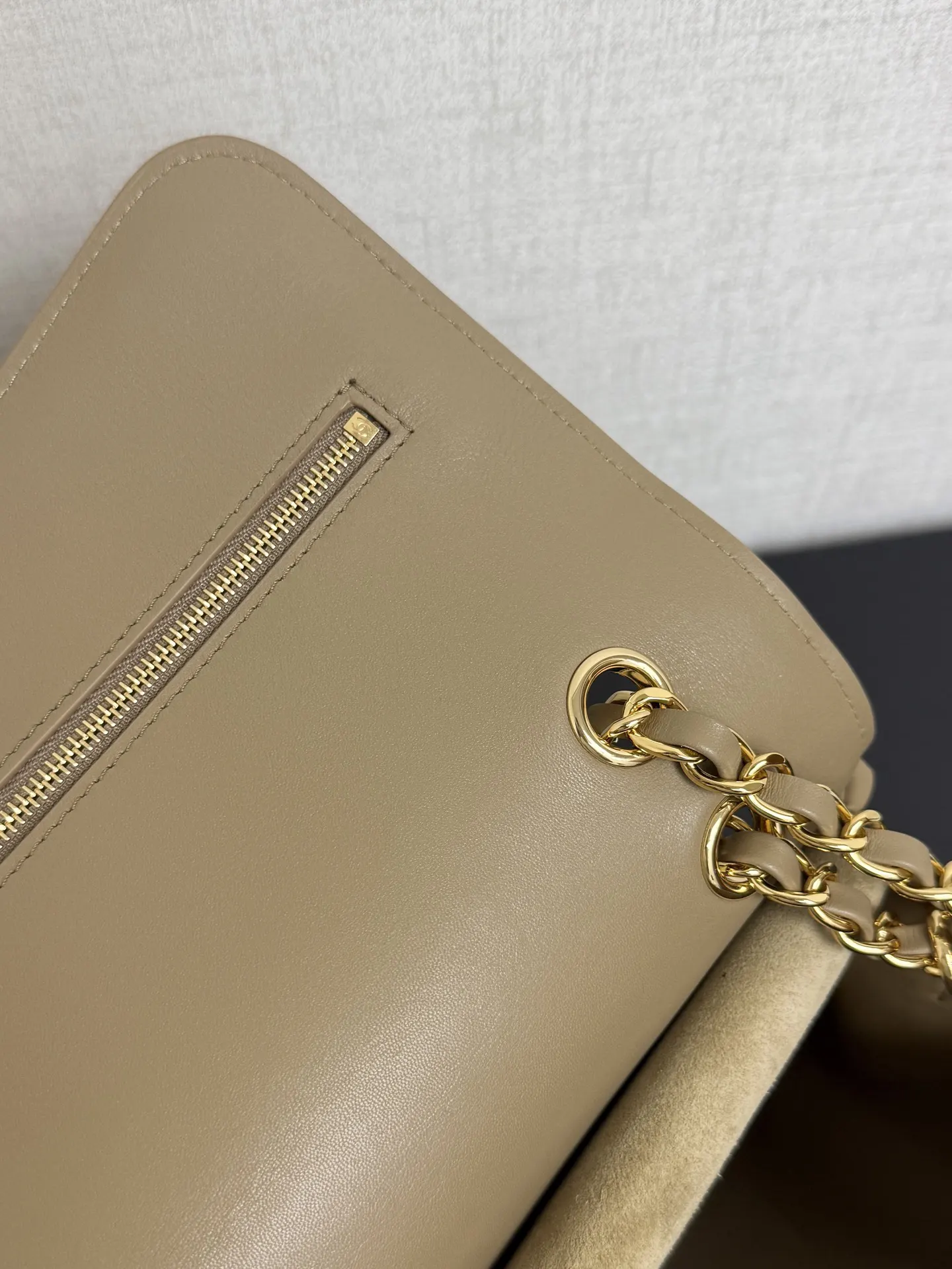 Beige Gold Chain Bag Image 9 Beige Gold Chain Bag Image 9