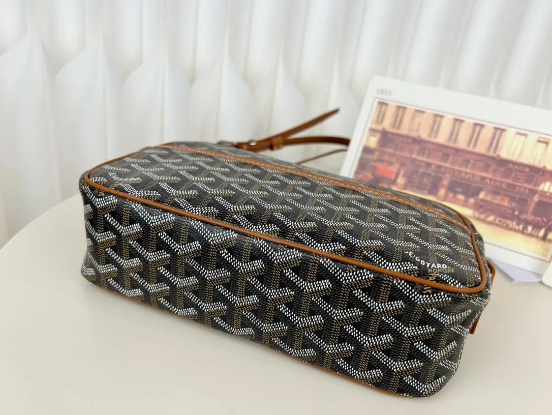 Goyard 戈雅 CapVert 相机包 ☼ 既高颜值又 斜背包 輕便斜挎款