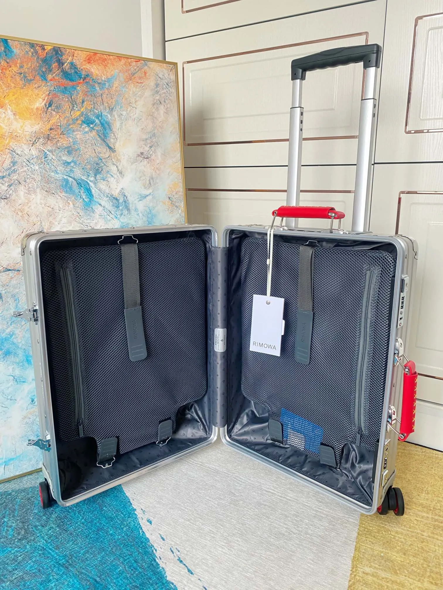 黑色 银色 Rimowa年 彩色皮质把手 吊牌 弹跳拉杆 行李箱 旅行拉杆款 轻便出行款