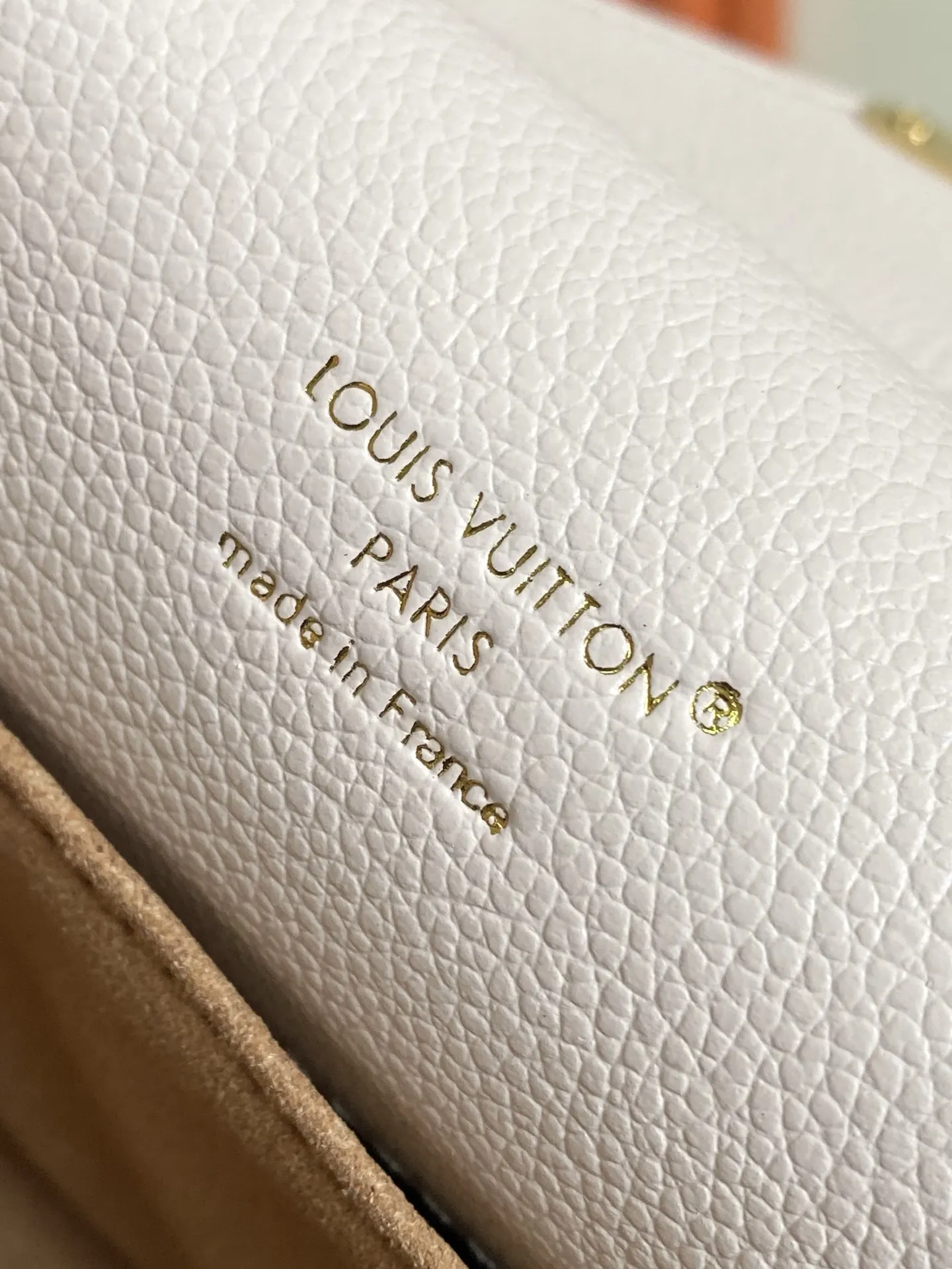 LV 牛皮 庆祝 烟花 Pochette Métis Ea 鏈條包 精致鏈條款
