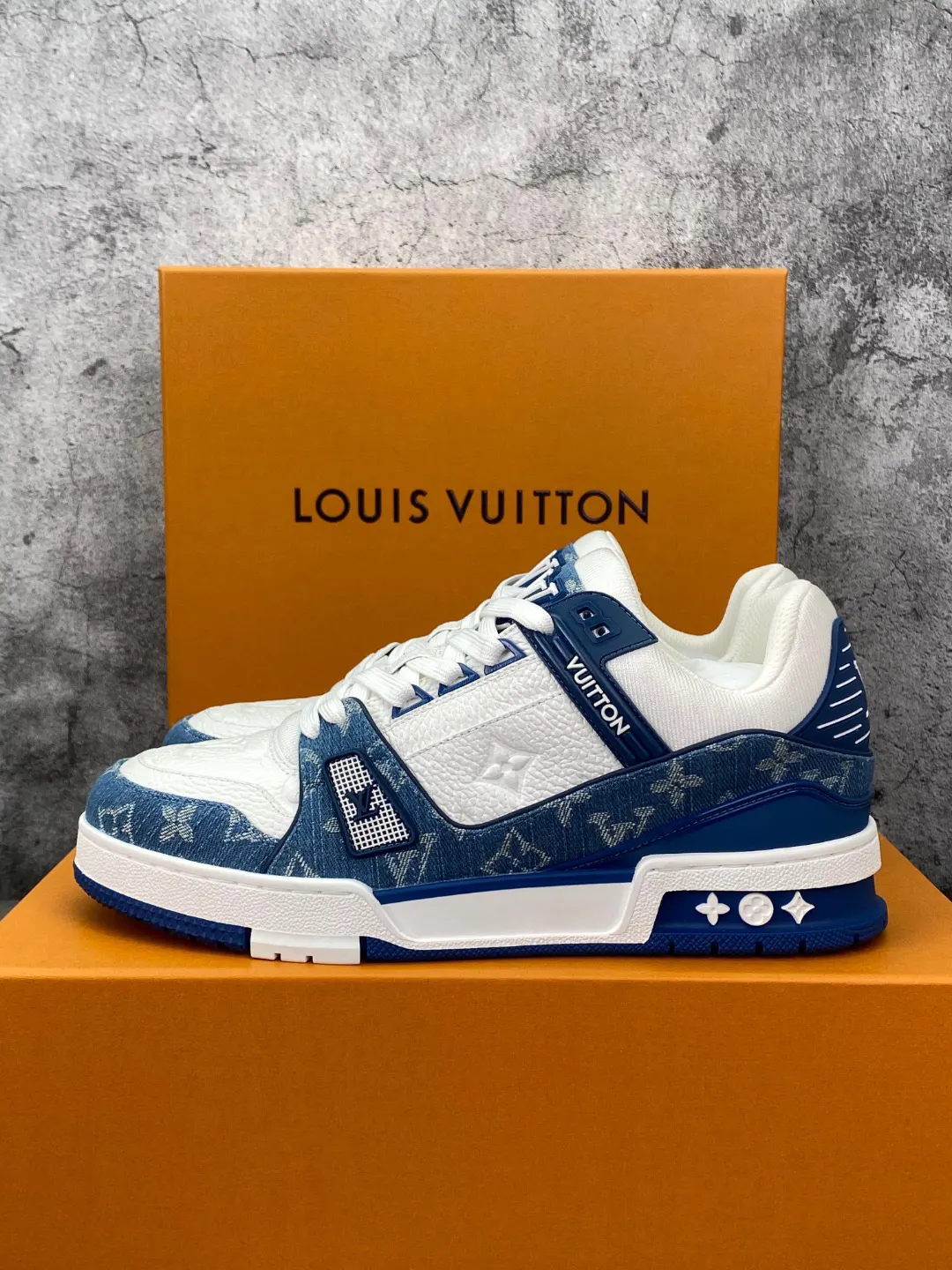 LV 蓝白拼色低帮运动鞋 休闲百搭款｜ORBUYBAG 岚奢包高端时尚精品