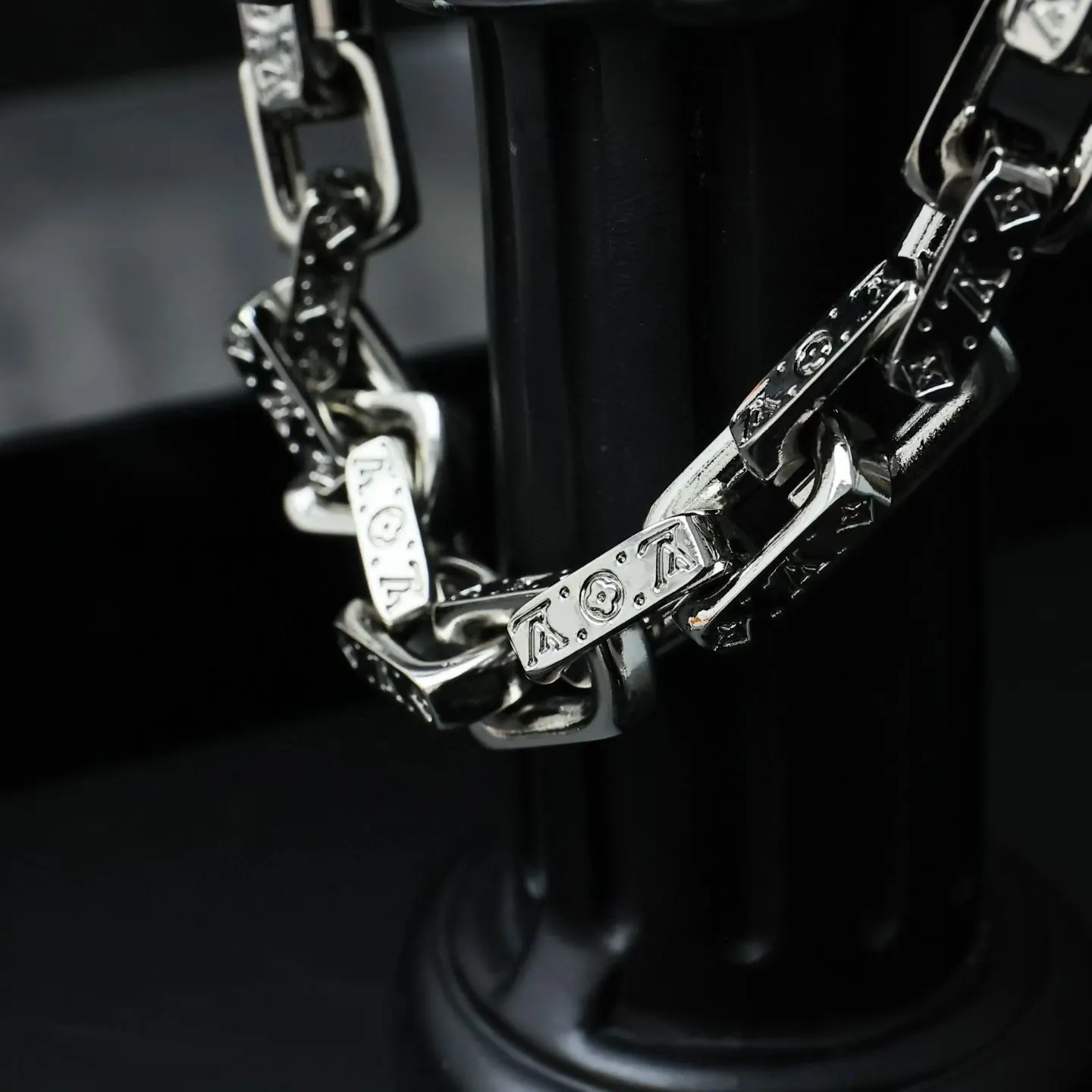 Louis Vuitton 项链