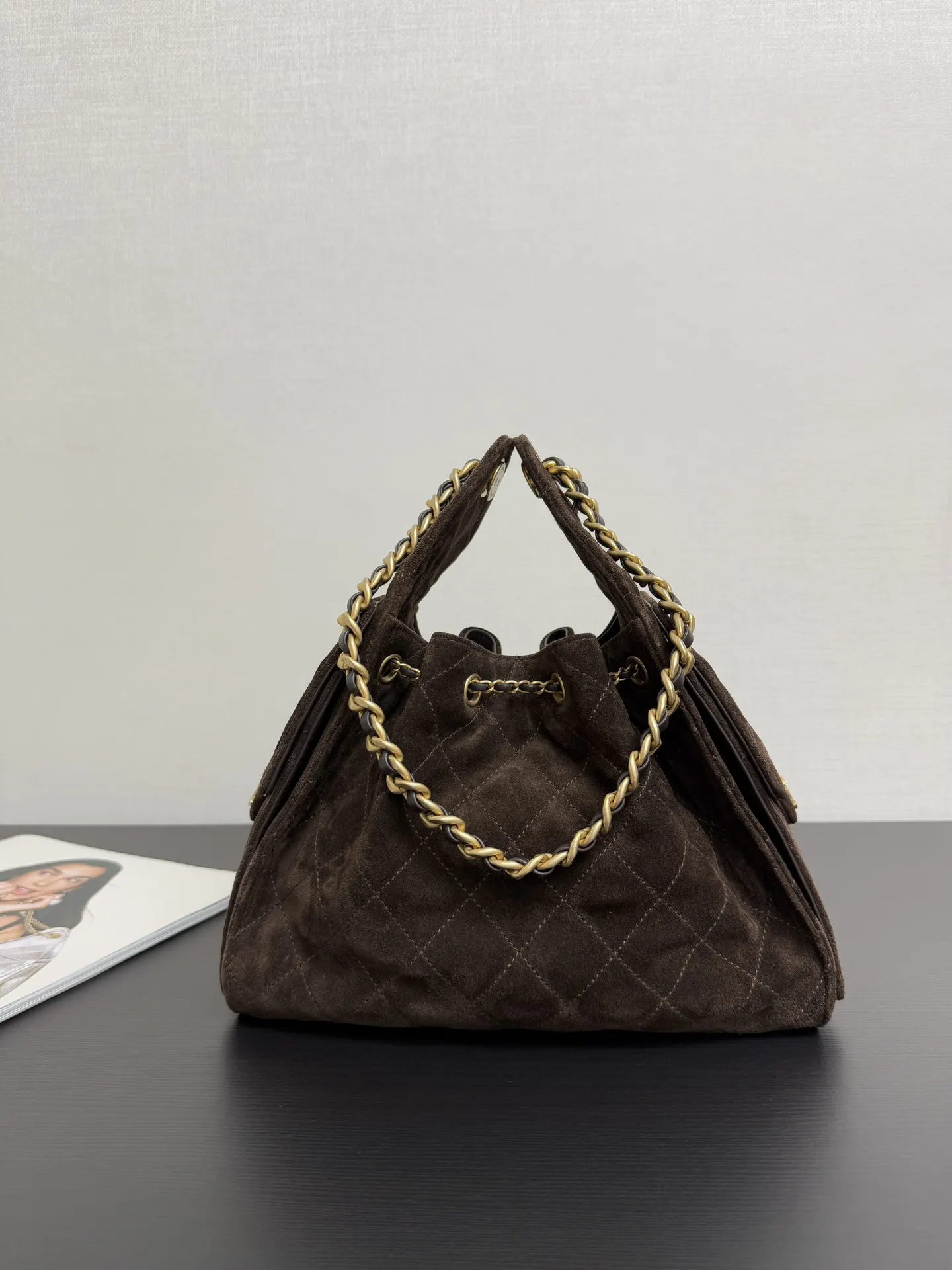 Chanel 牛皮Hobo腋下包 單肩背(數字5) Chanel 牛皮Hobo腋下包 單肩背(數字5)