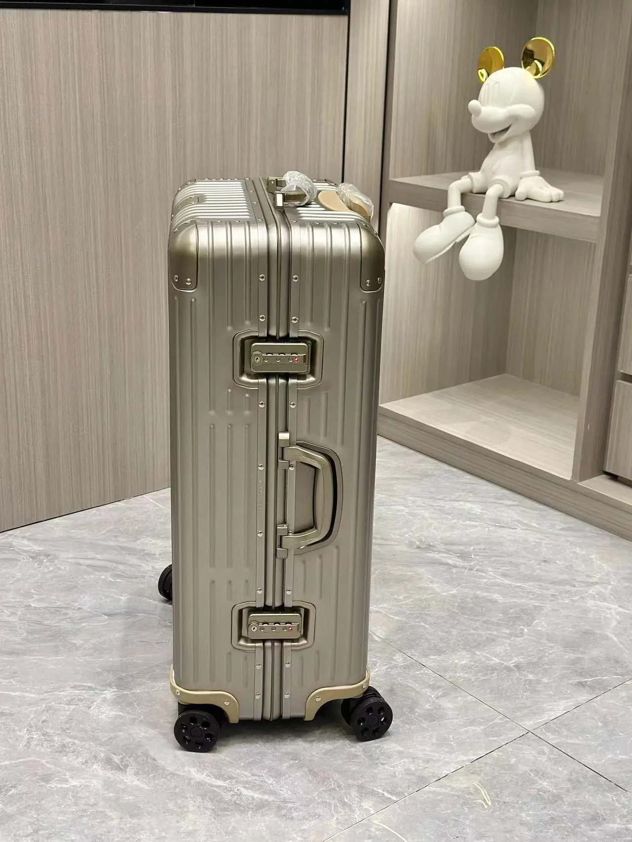 黑色 銀色 精品 Original 系列 高端阳极 行李箱 旅行拉杆款 輕便出行款