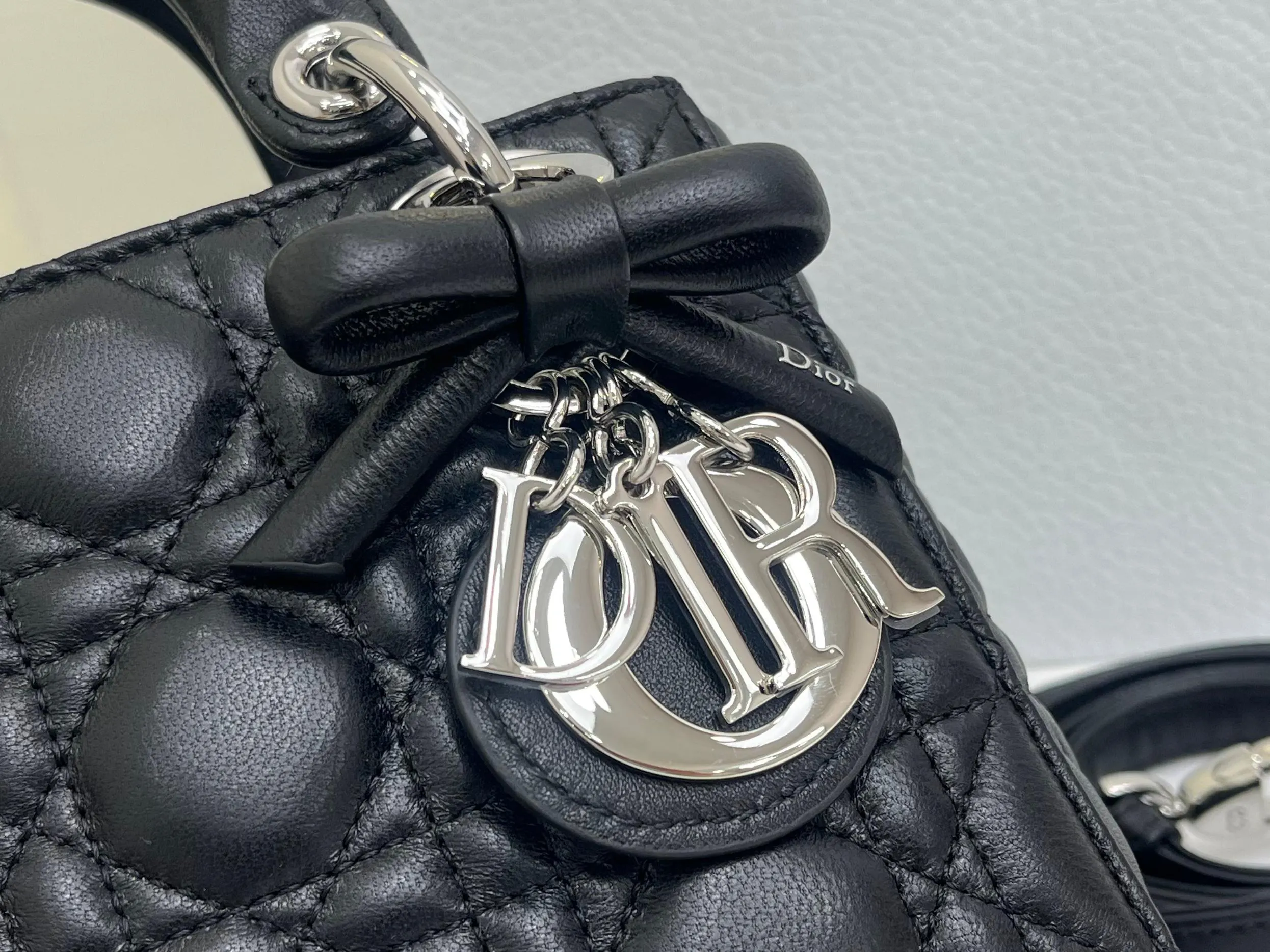 Dior Lady 手提包 黑色