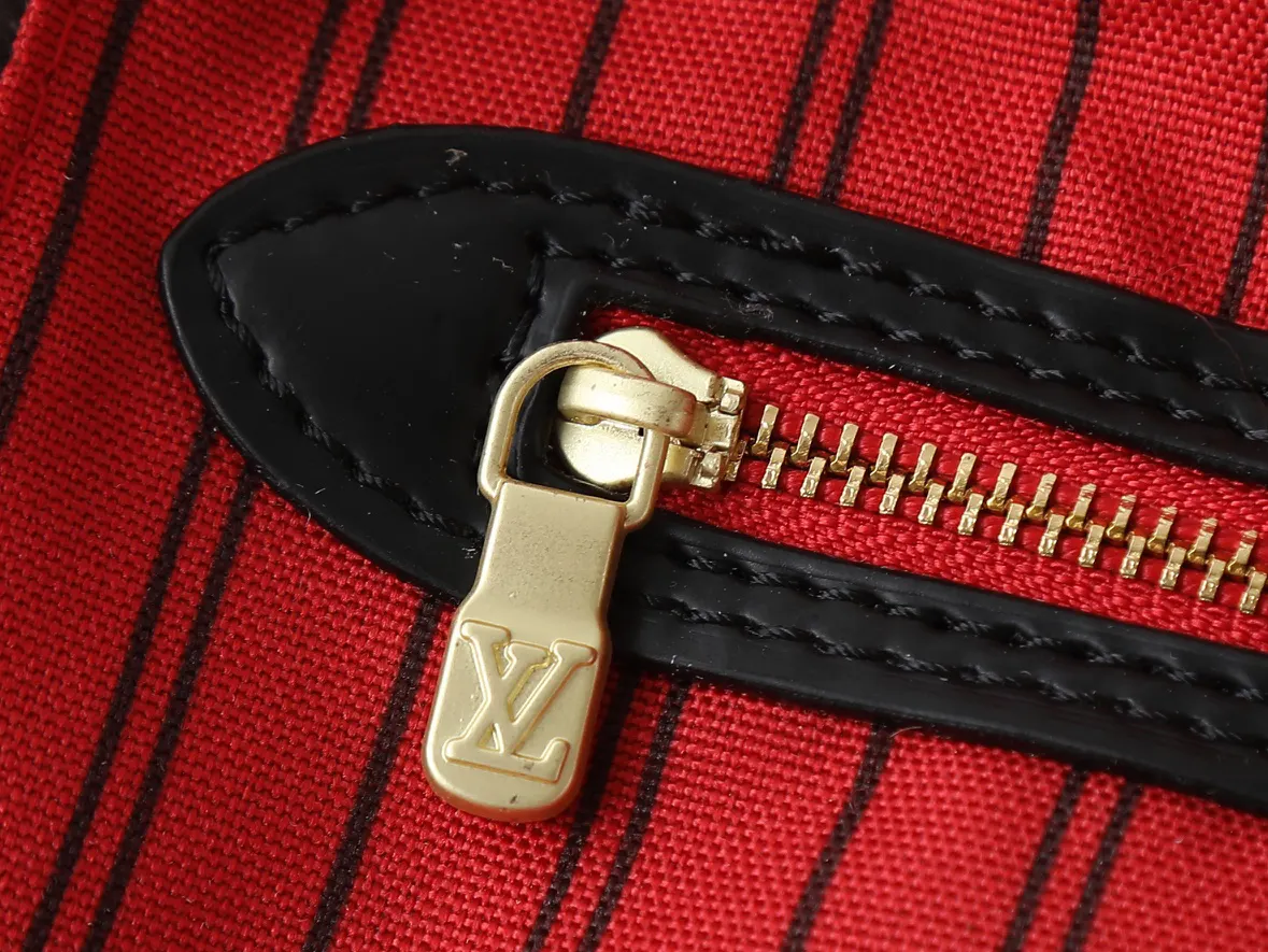 Neverfull 帆布 手拿包 精致手拿款