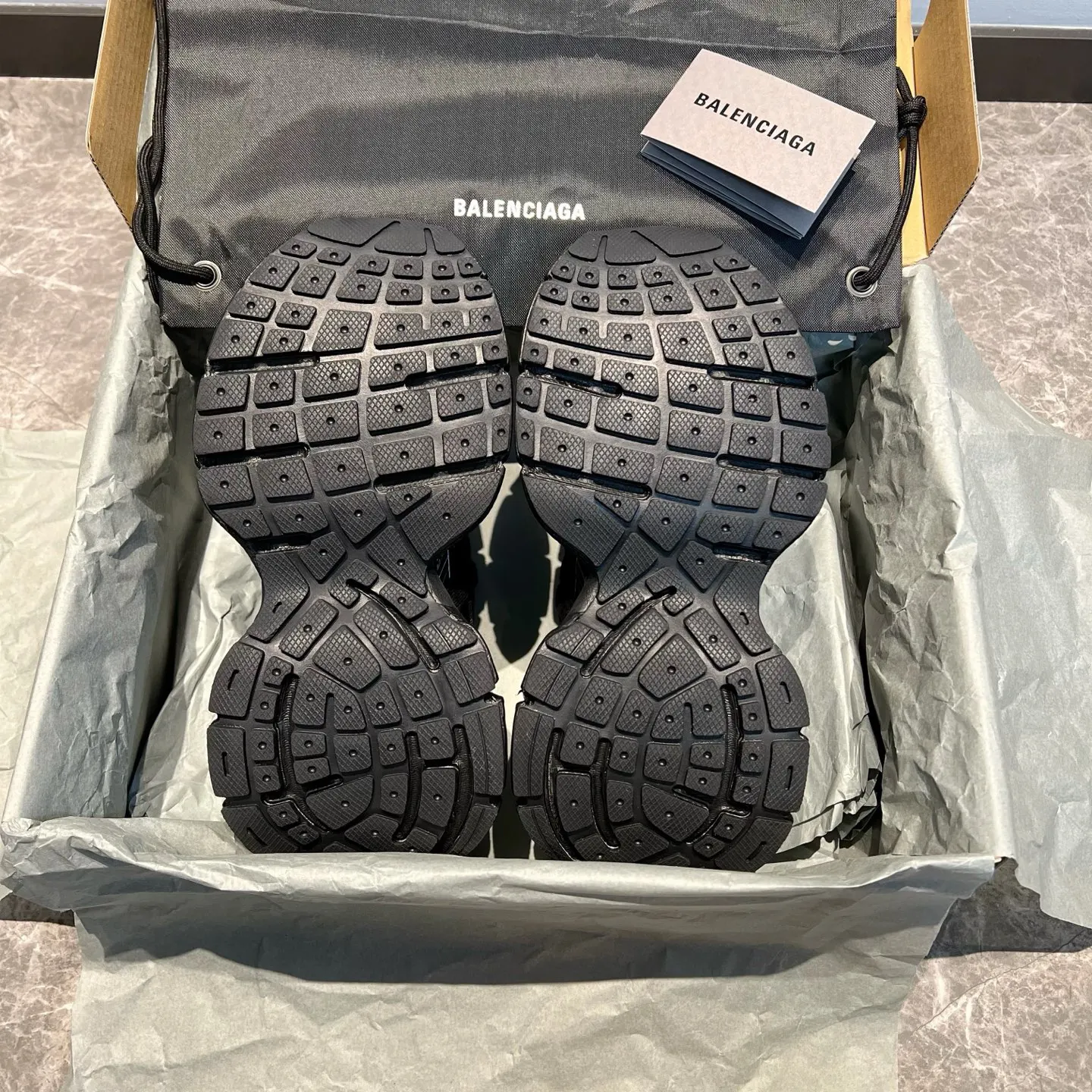 Balenciaga 3xl Style