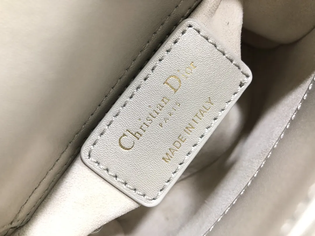 Dior Lady 白色 羊皮 收纳包 旅行收纳款