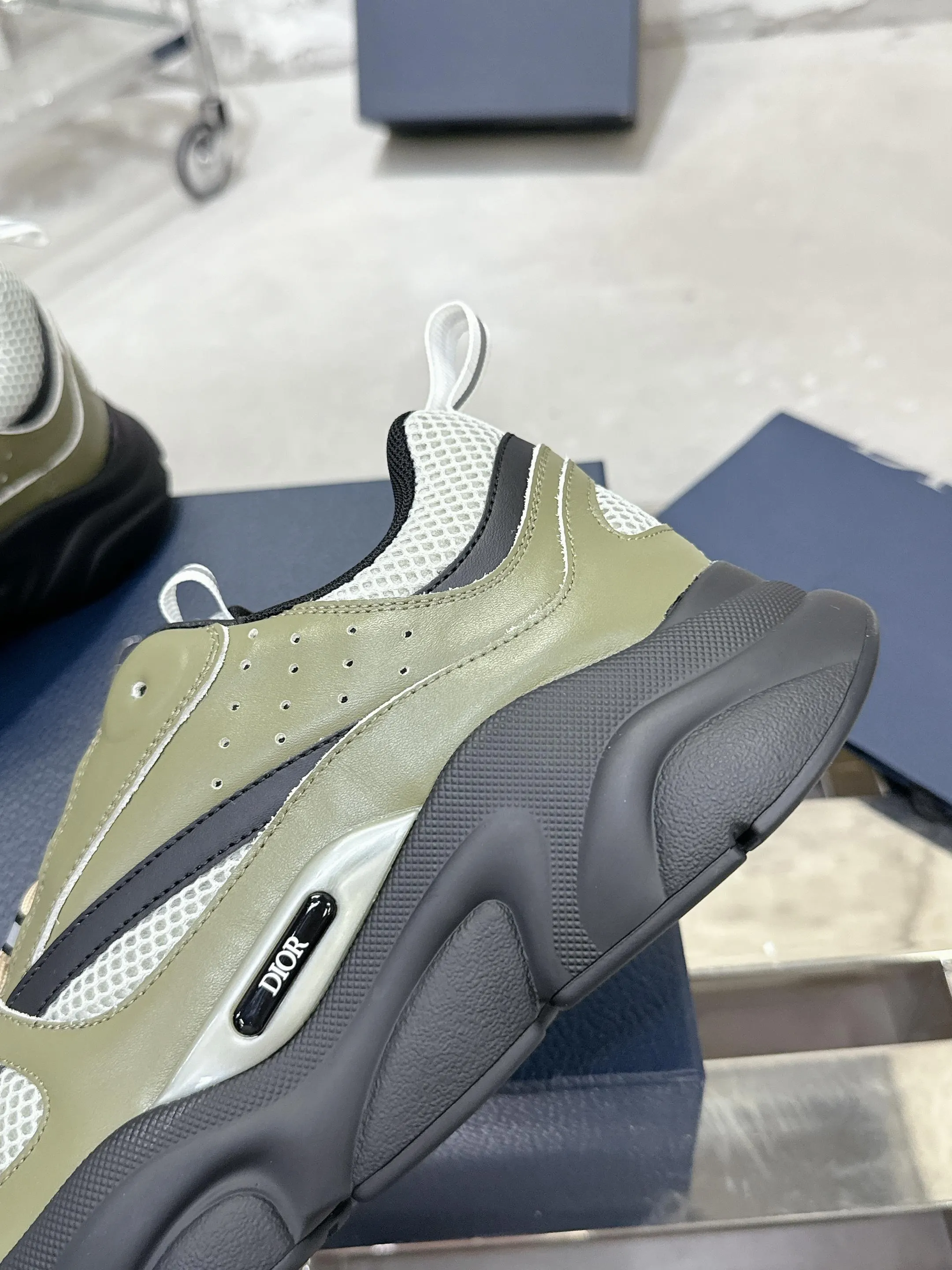Dior B22 运动鞋