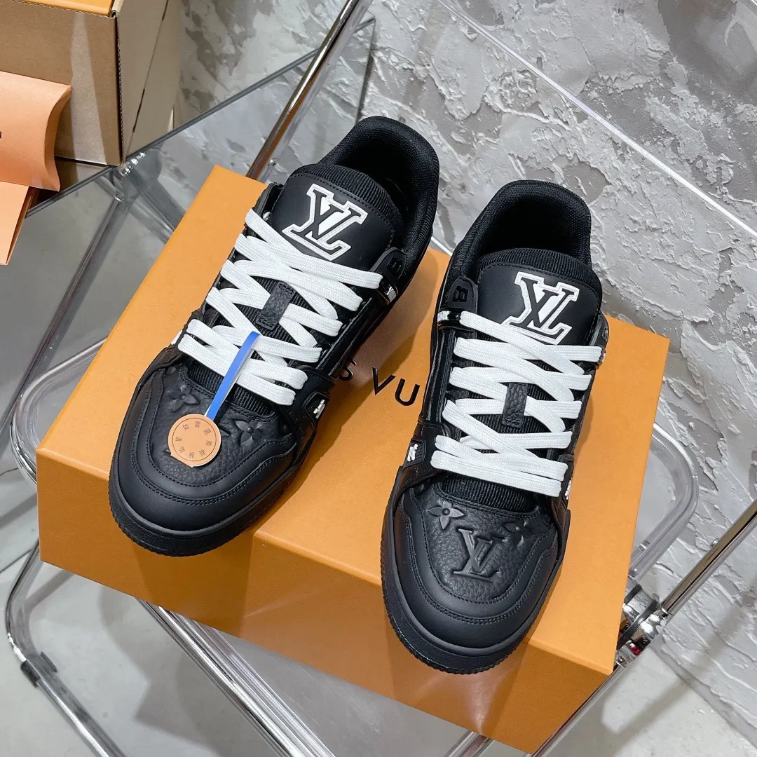 Louis Vuitton 老花 运动鞋