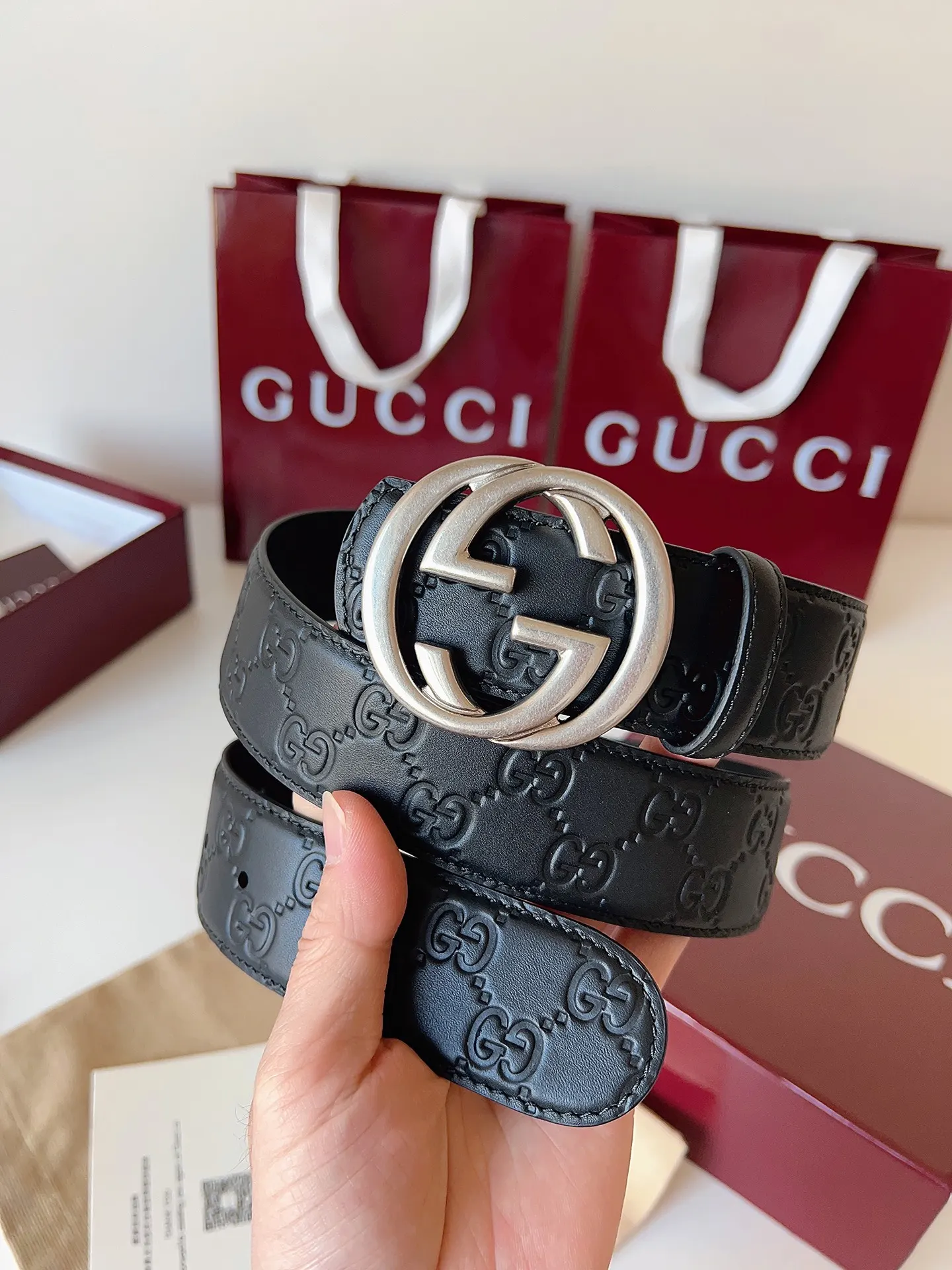 Gucci Double G 雙G扣牛皮腰帶