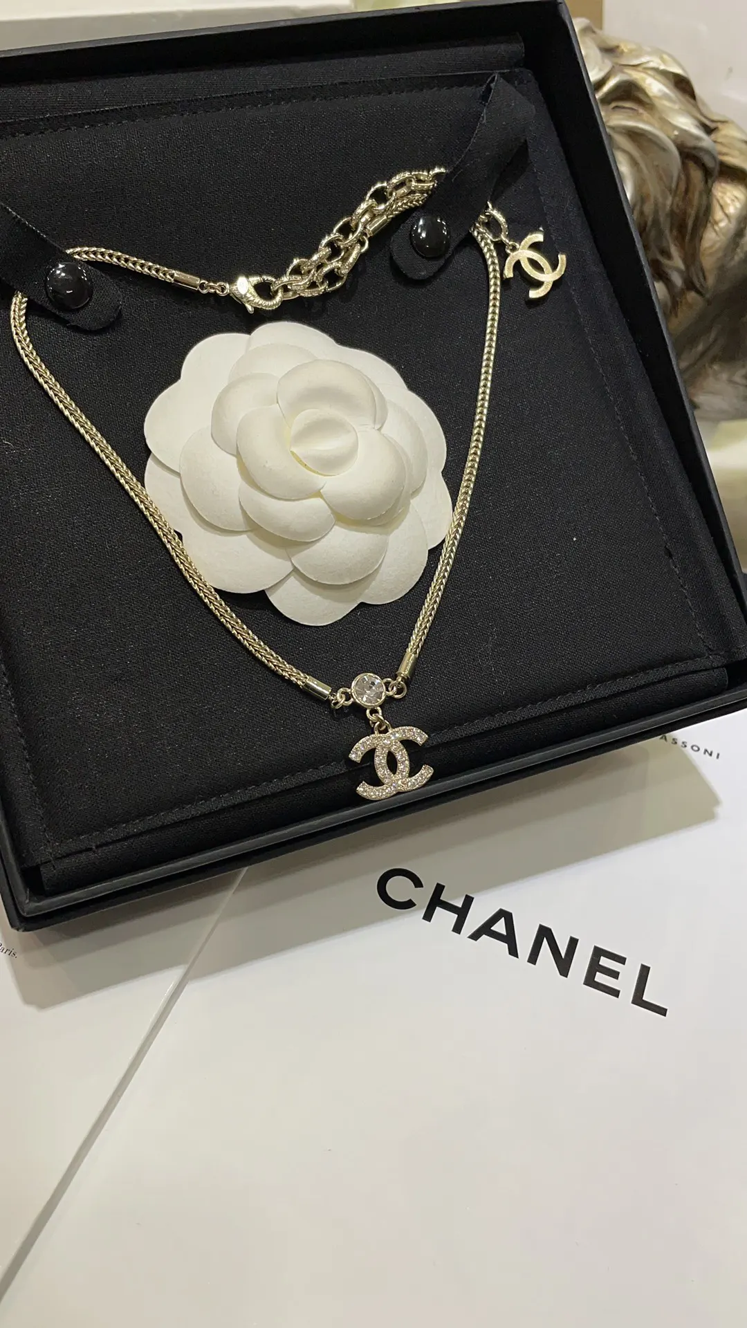 Chanel 金色 双C 满钻 鏈條 项链 精致锁骨链