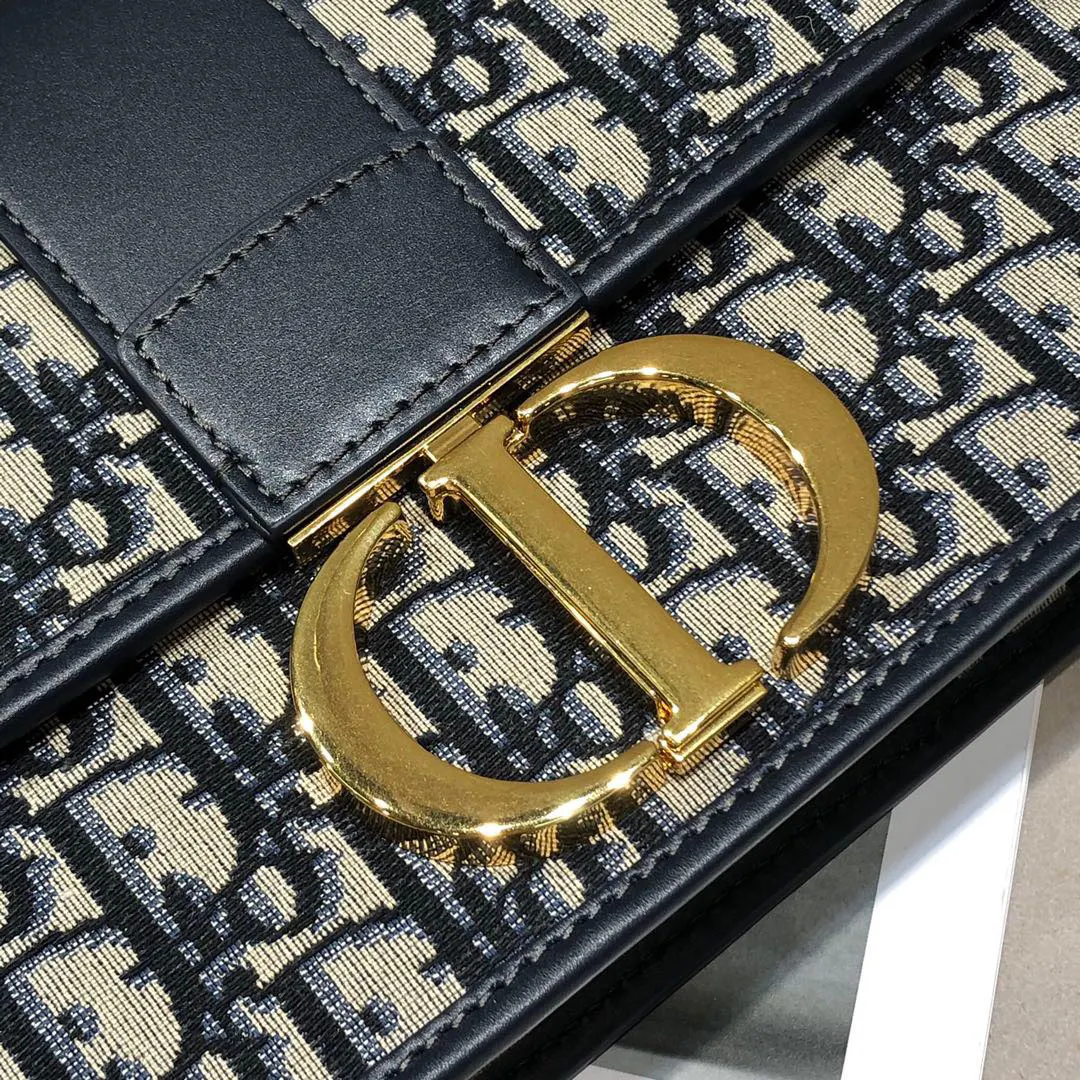 Dior 30 Montaigne 皮革 手拿包