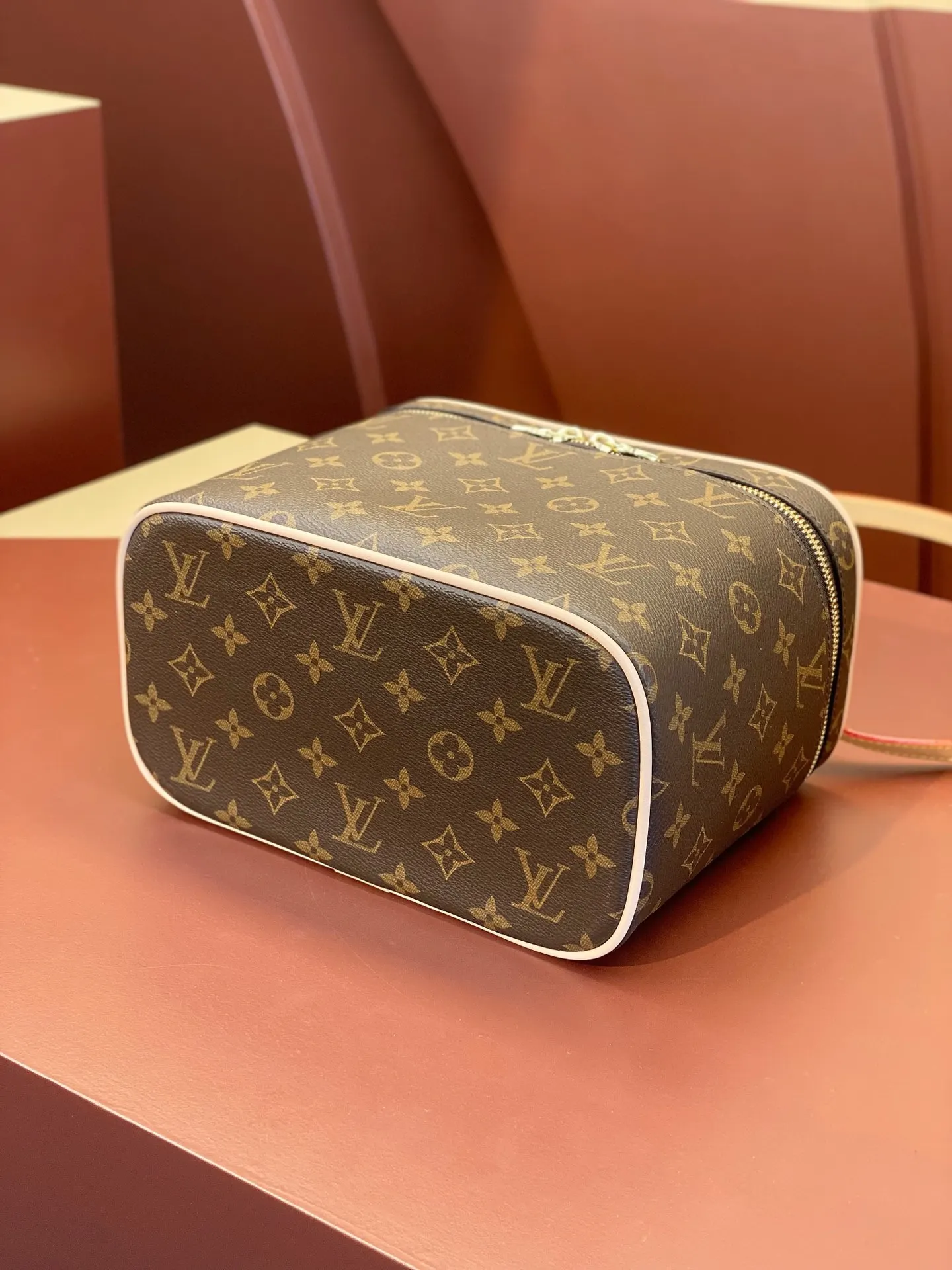 Cosmetic Pouch