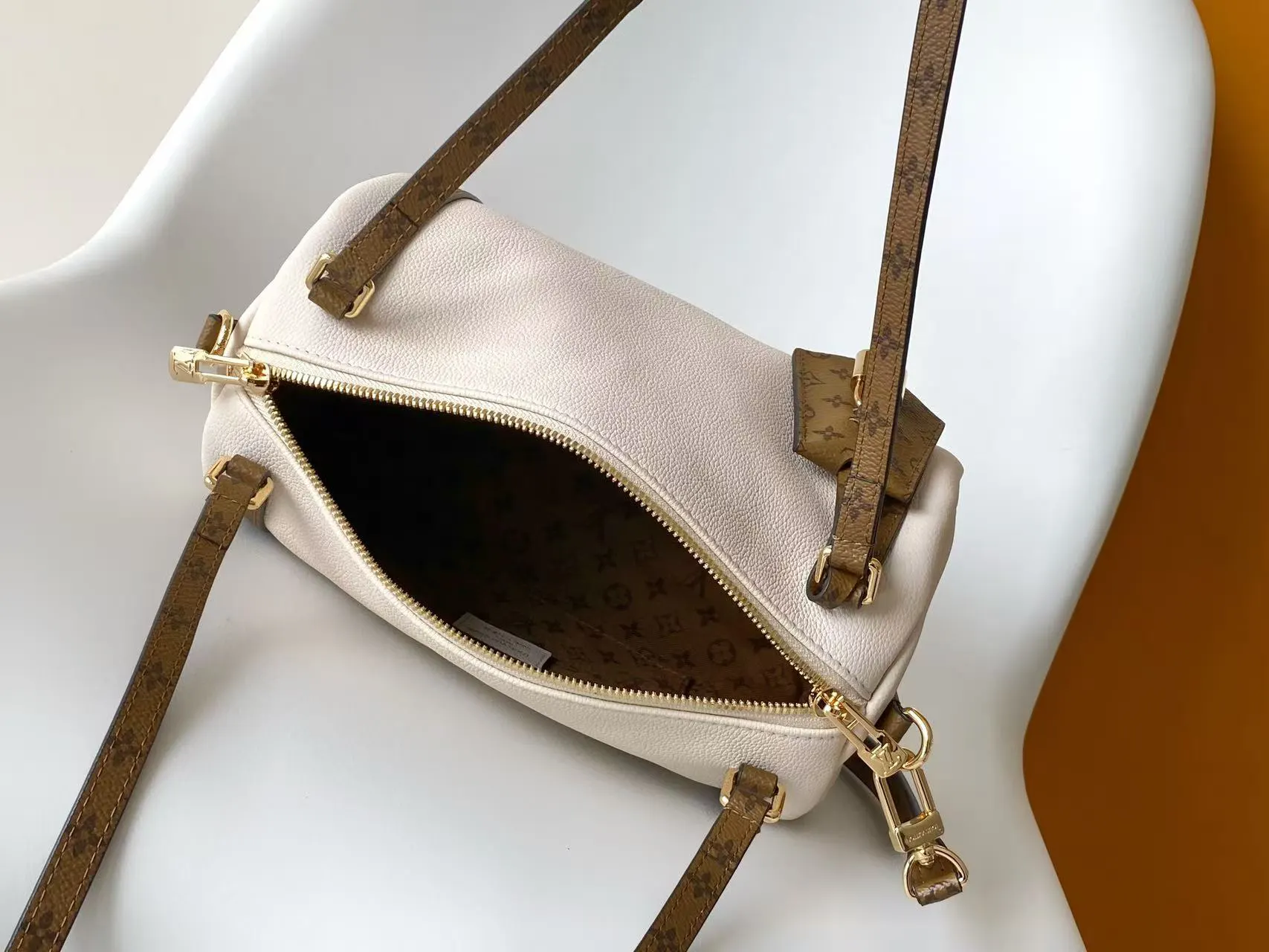 LV Keepall 黑色 米白 牛皮 旅行包 大容量旅行款