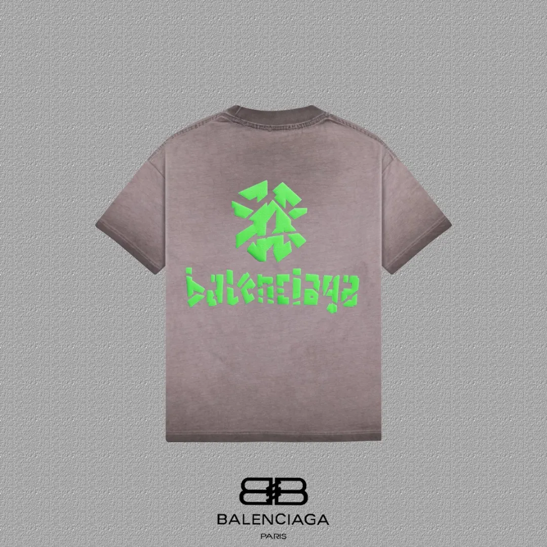Balenciaga 灰色 Logo 短袖T恤(數字2) Balenciaga 灰色 Logo 短袖T恤(數字2)