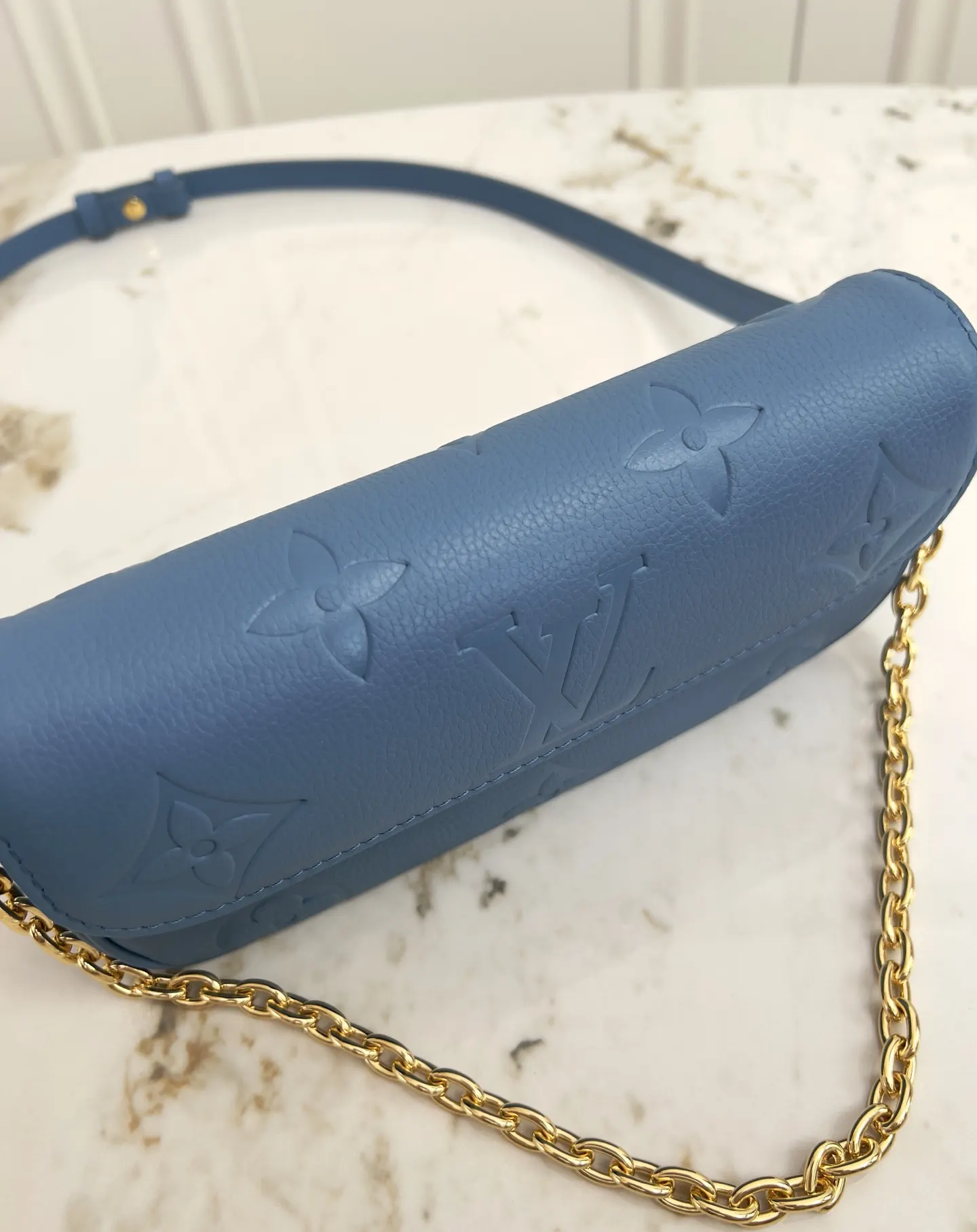 Louis Vuitton 蓝色 Monogram 链条包