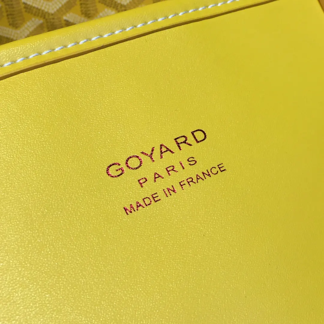 Goyard 戈雅 双面可用 充满法式优雅 订制Y字母涂鸦料 皮轻 托特包 大容量托特款(數字9) Goyard 戈雅 双面可用 充满法式优雅 订制Y字母涂鸦料 皮轻 托特包 大容量托特款(數字9)