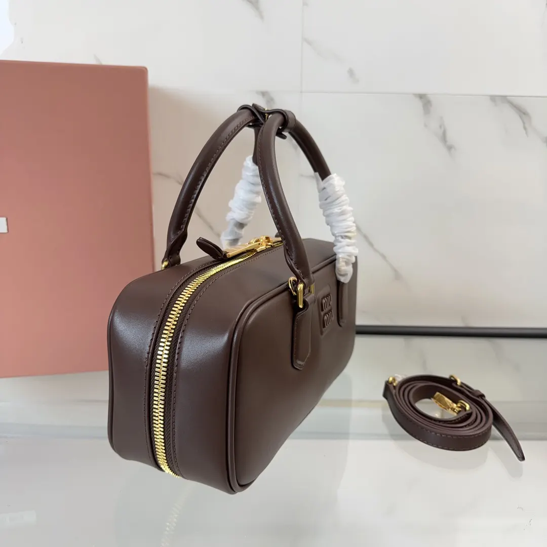Crossbody Bag Lightweight Leather