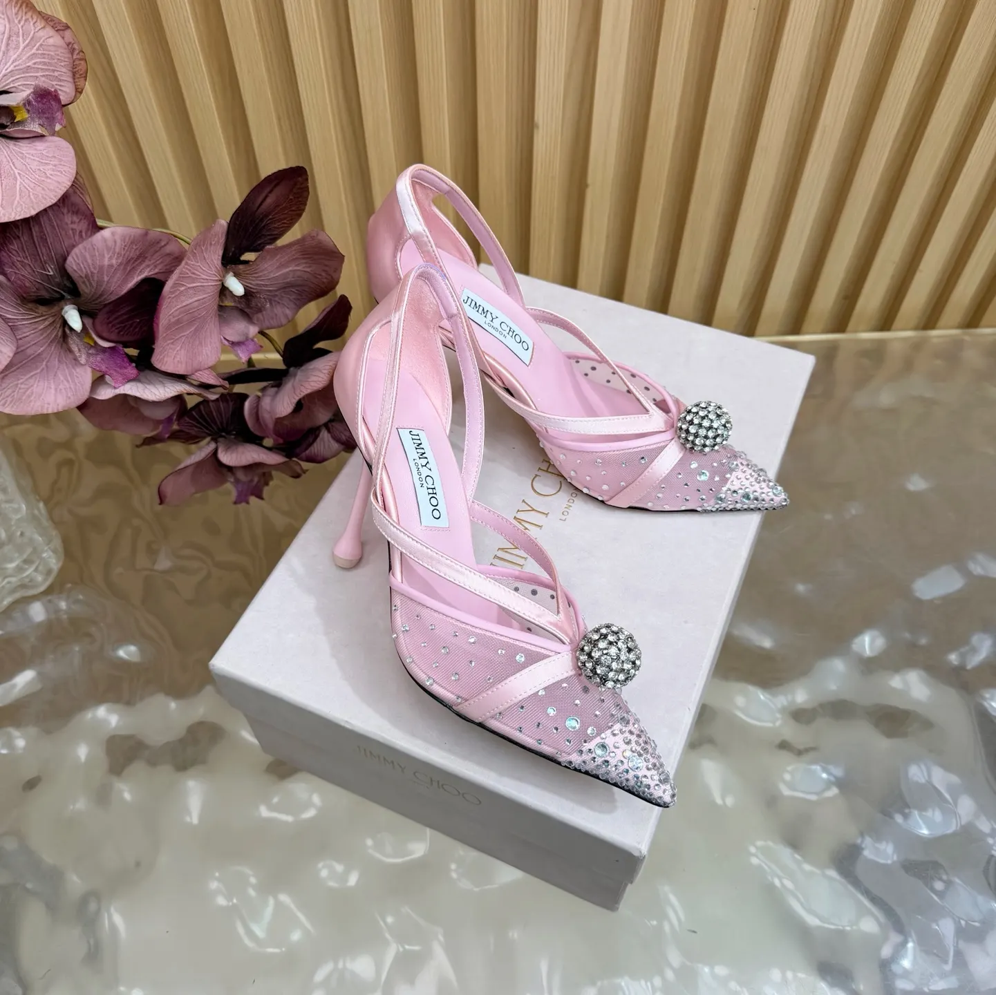 Jimmy Choo Sneakers Casual Versatile Image 2 Jimmy Choo Sneakers Casual Versatile Image 2