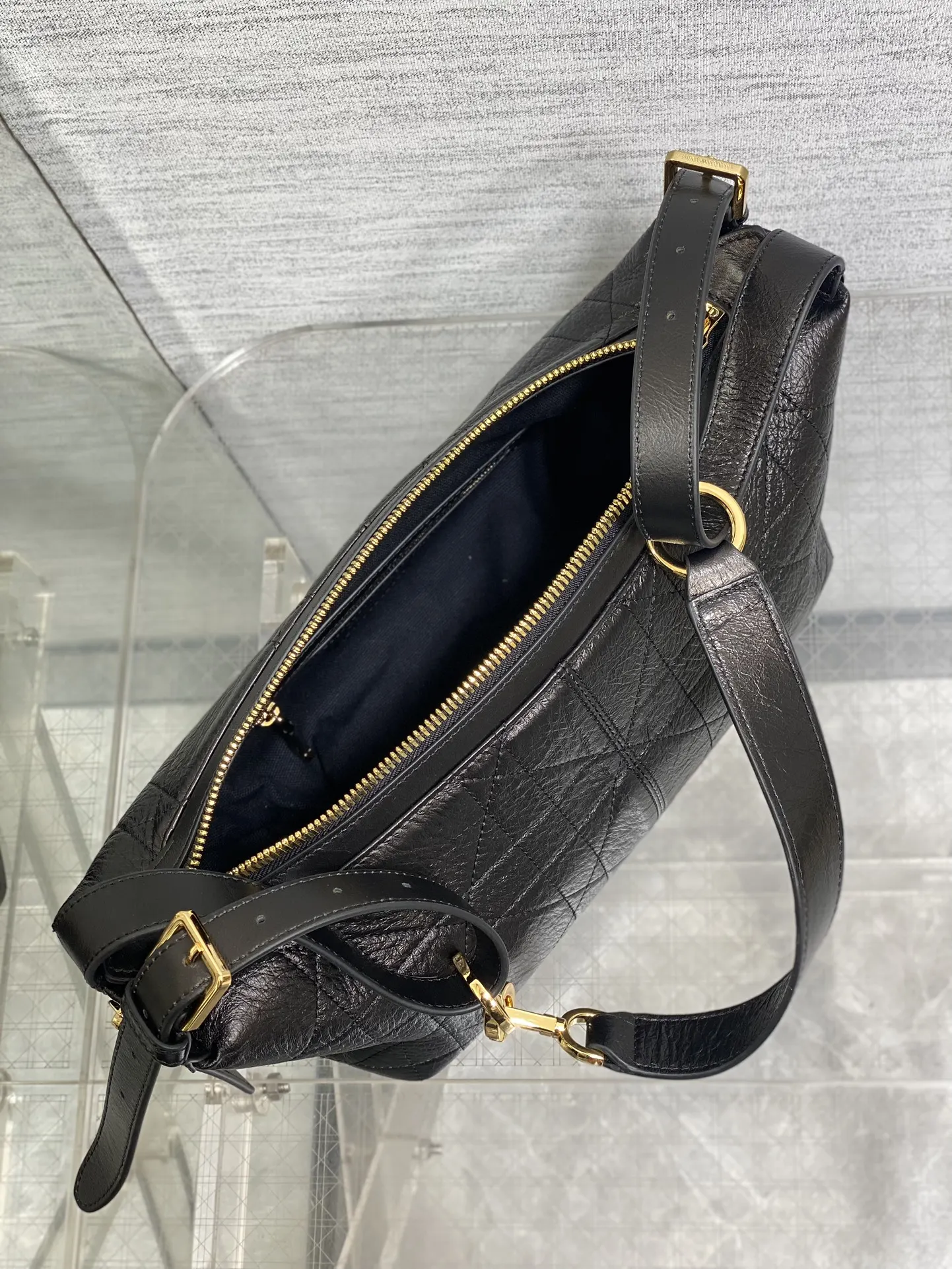 Dior 黑色月牙包 金链手提斜挎 手提包