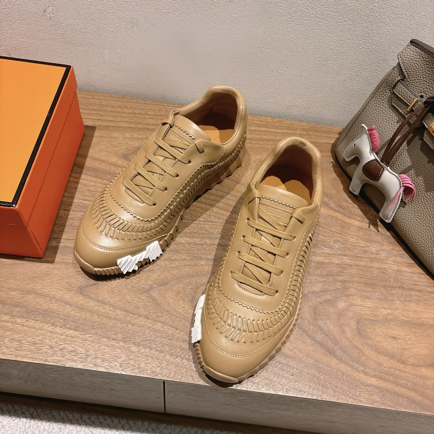 Hermès SS 运动鞋