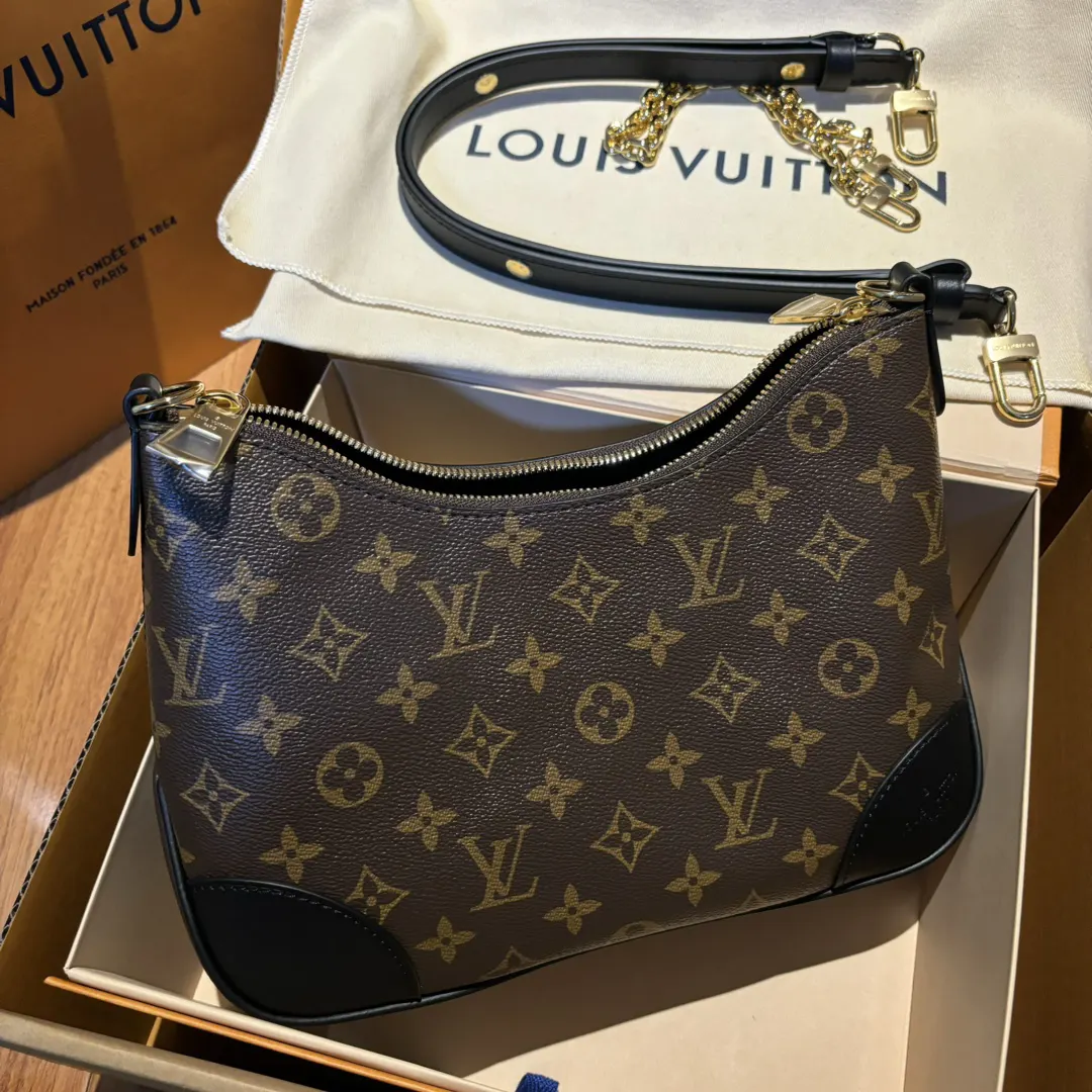 Monogram Bucket Bag Casual Leather