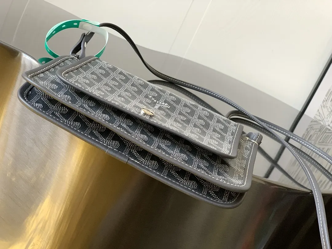 Goyard Gray Clutch Bag