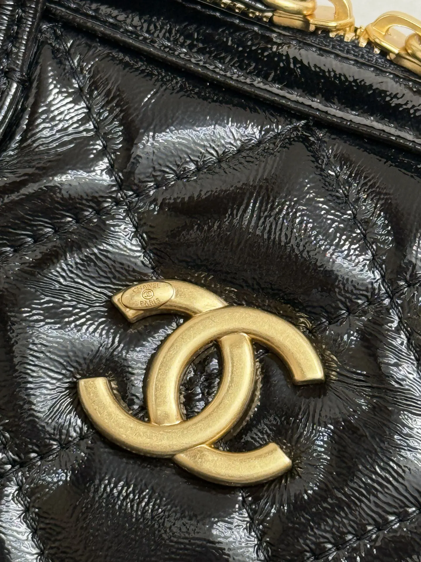 Fashion Item Travel Premium