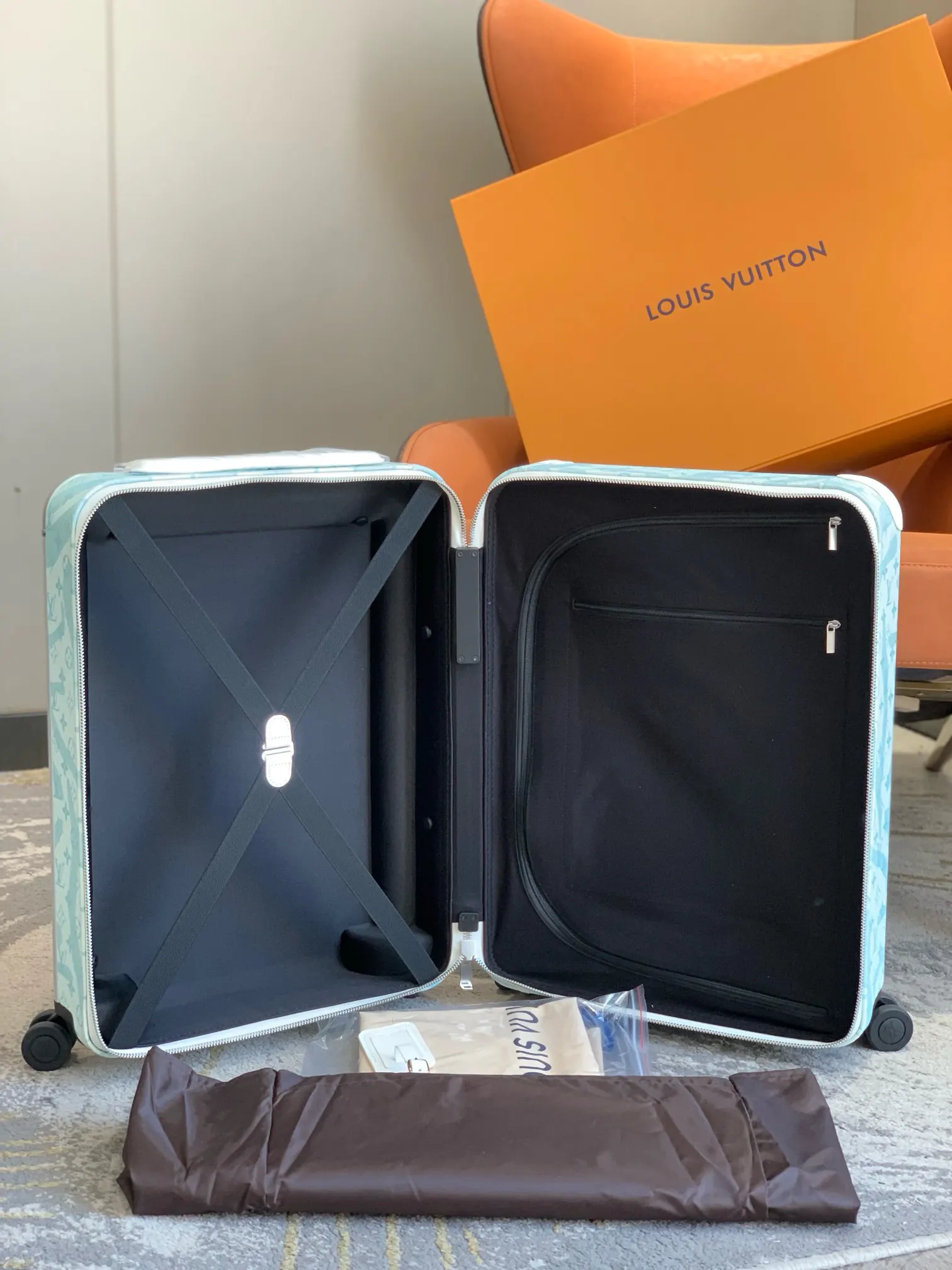 驴牌拉杆箱旅行箱 路易v 变色皮 海关锁 万向 行李箱 旅行拉杆款 輕便出行款