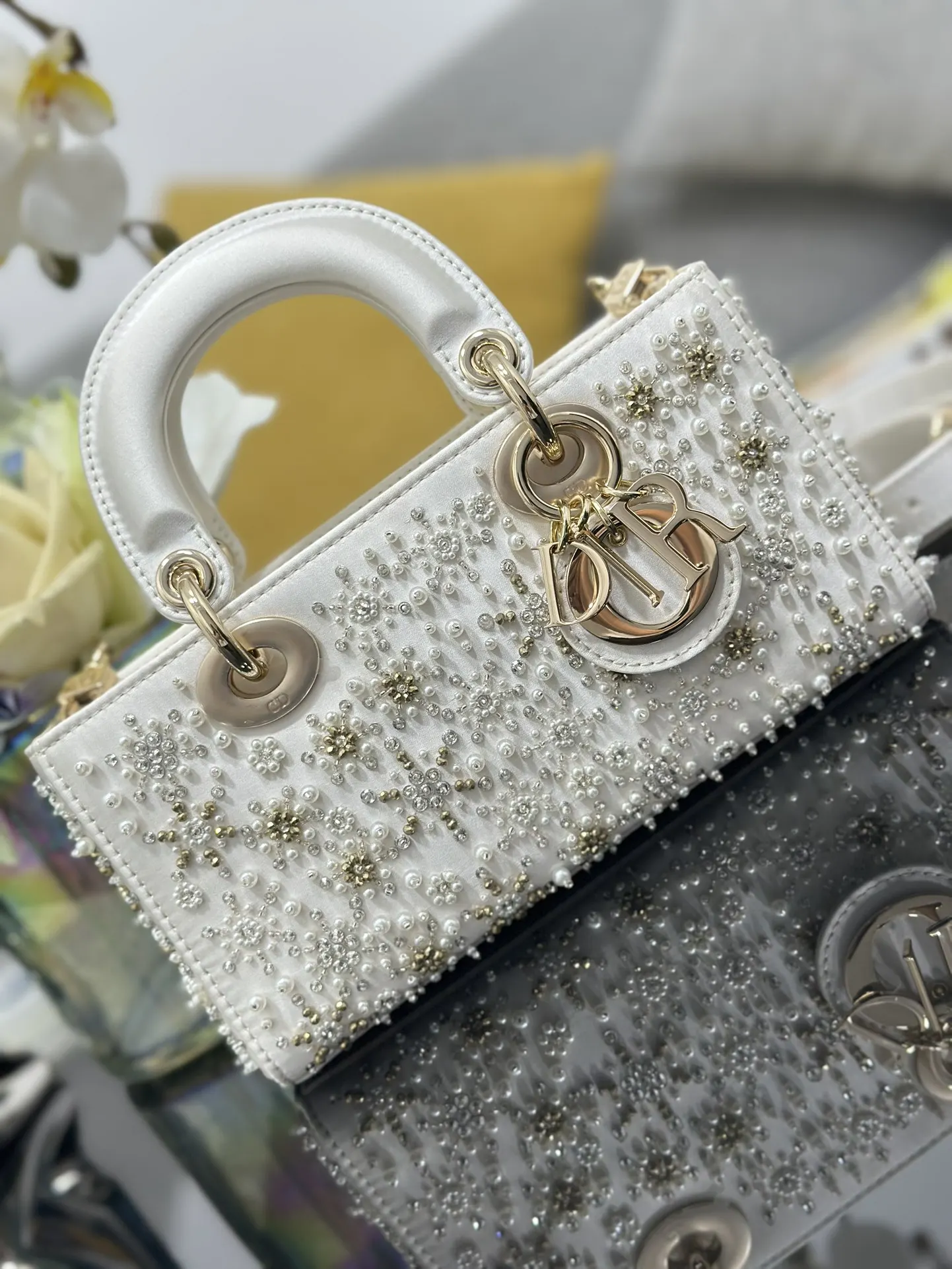 Dior 白色 金色 皮革 链条包 精致链条款