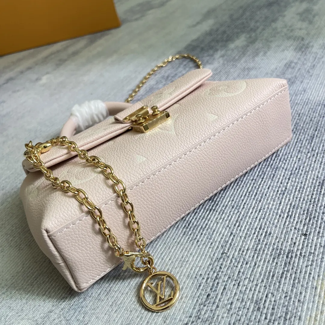 Chain Bag Leather