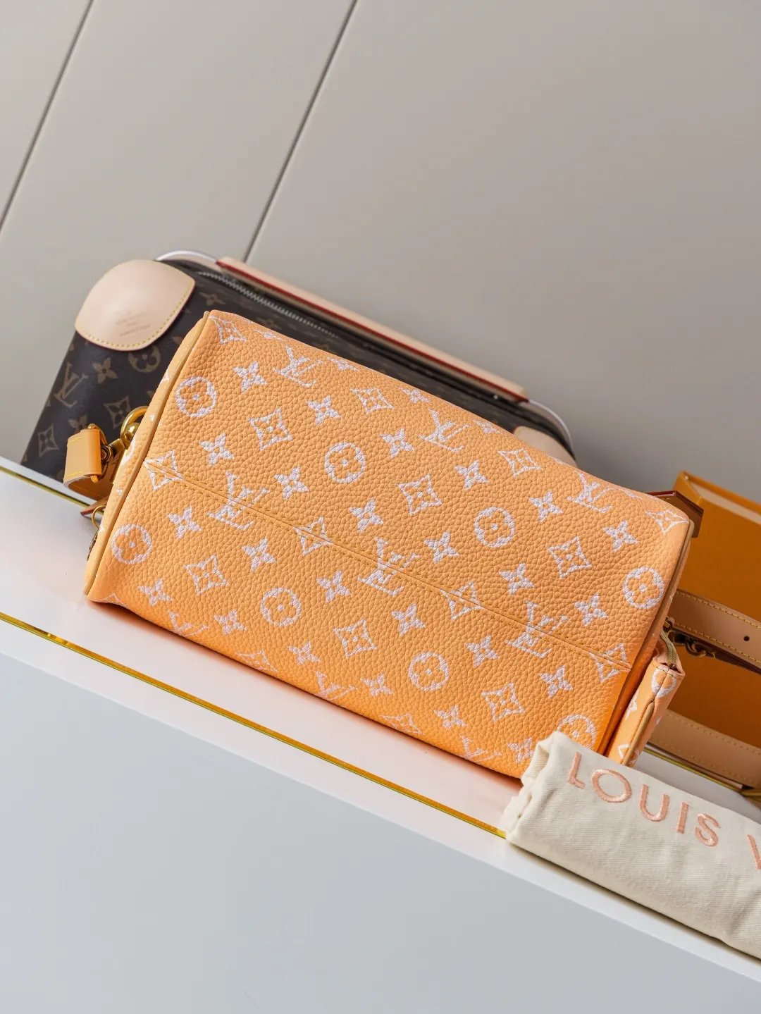 Organizer Pouch Travel Leather