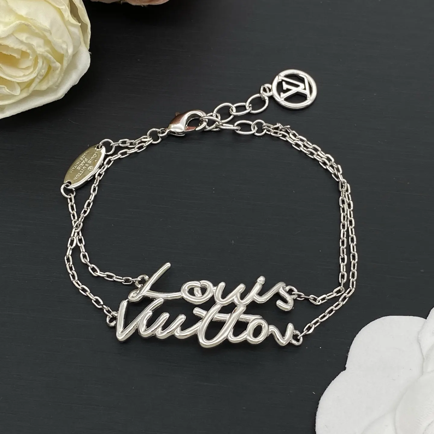 Louis Vuitton 字母 手链 日常叠戴