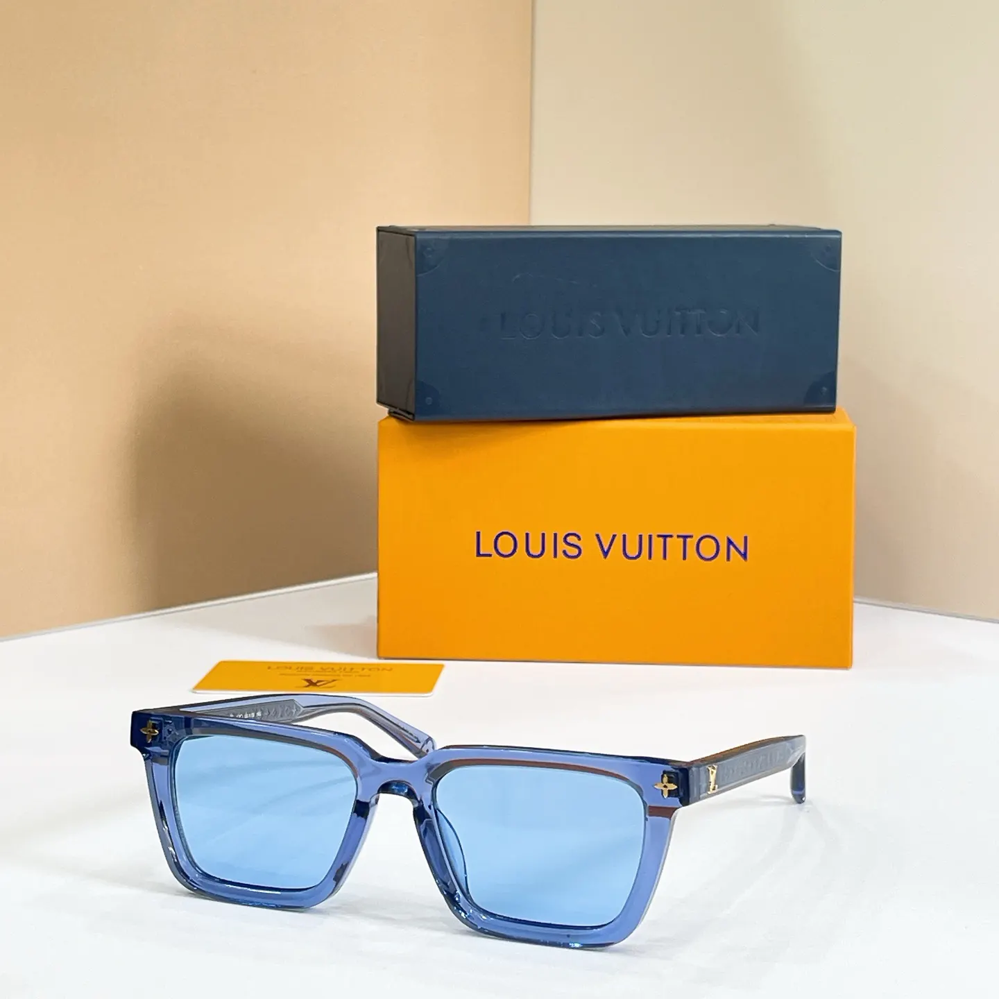 LV 墨镜 时尚防晒款 款5