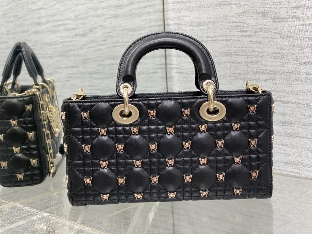 Dior 羊皮 迷人优雅又气场十足 斜挎手拎也是女人味十足 经典 斜挎包 轻便斜挎款