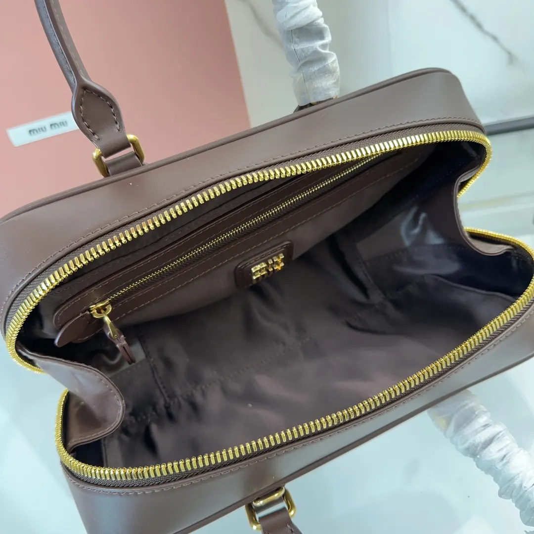 Crossbody Bag Lightweight Leather
