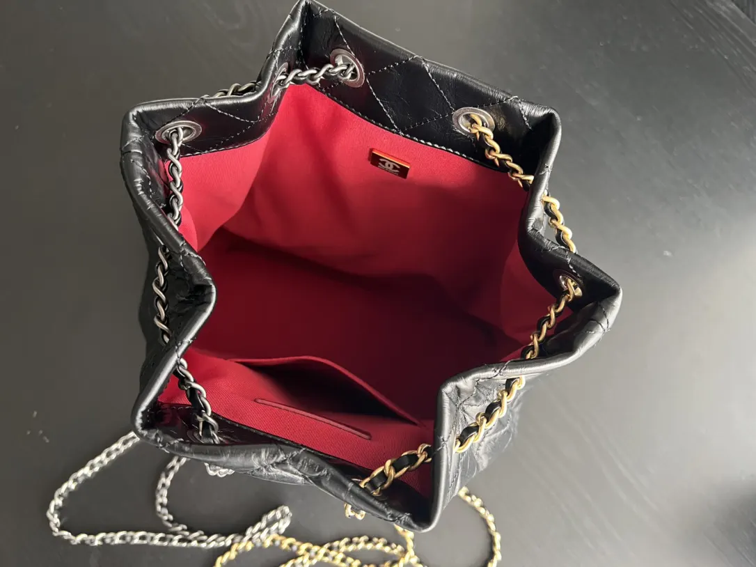 Chanel Oil Wax Sheepskin Flap Chain Bag One Shoulder Cross Image 8 Chanel Oil Wax Sheepskin Flap Chain Bag One Shoulder Cross Image 8