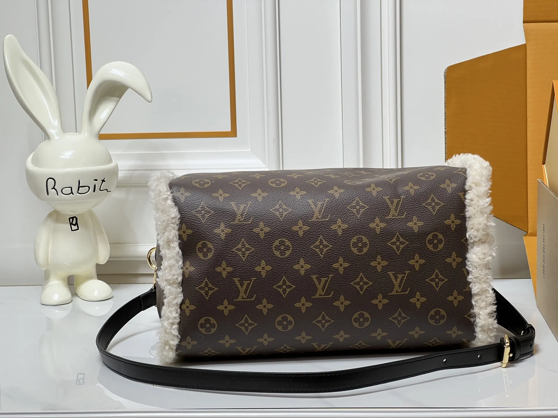 Fashion Item Travel Canvas