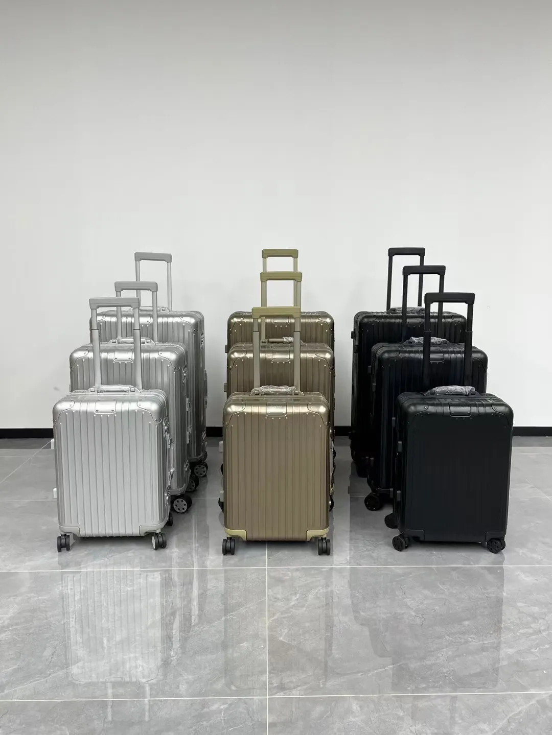 黑色 銀色 Rimowa日默瓦 Original 系列 全 行李箱 旅行拉杆款 輕便出行款