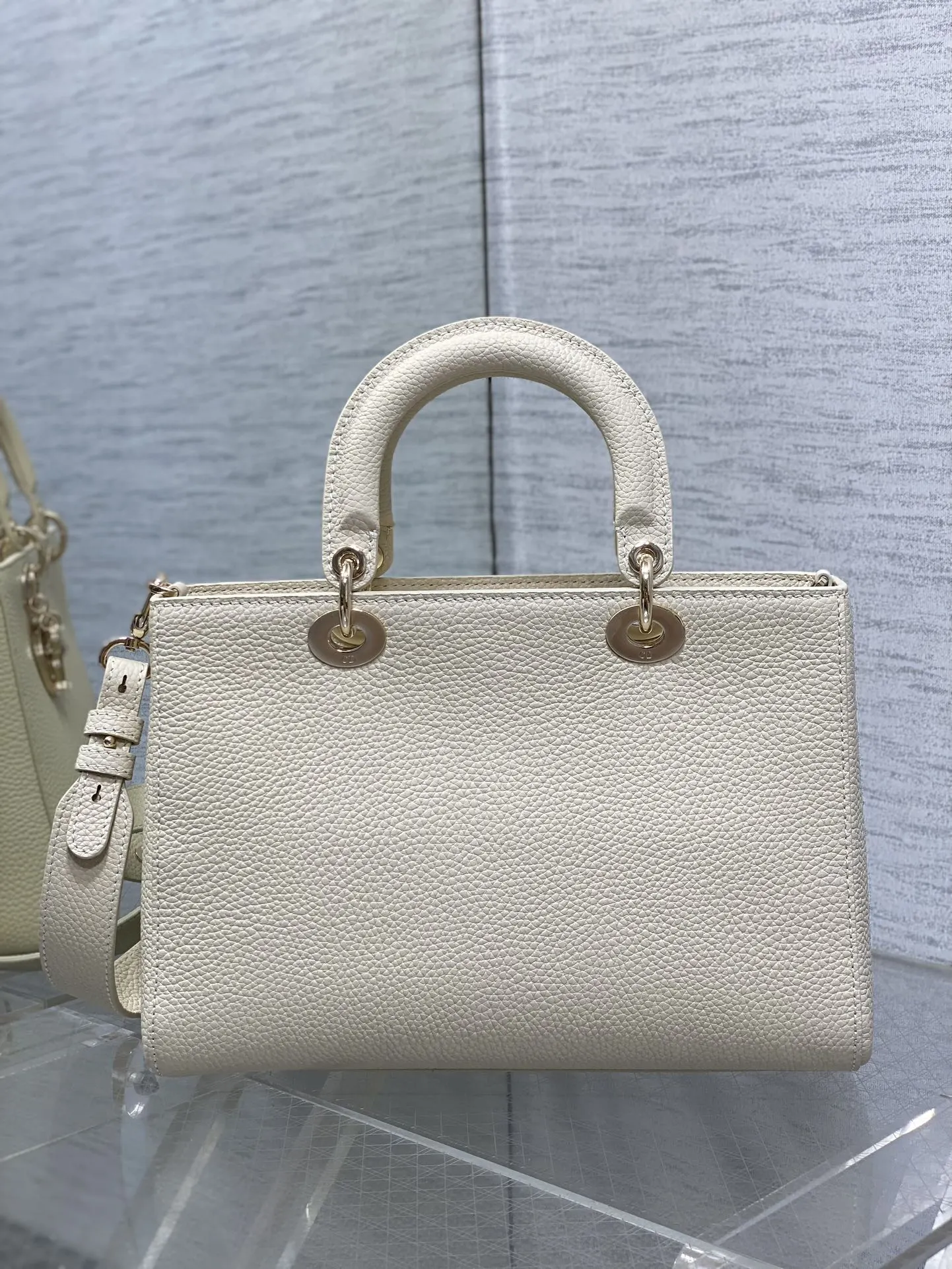 Dior 黑色 牛皮 进口 牛皮横款戴妃包 Lady 手提包 通勤手提款