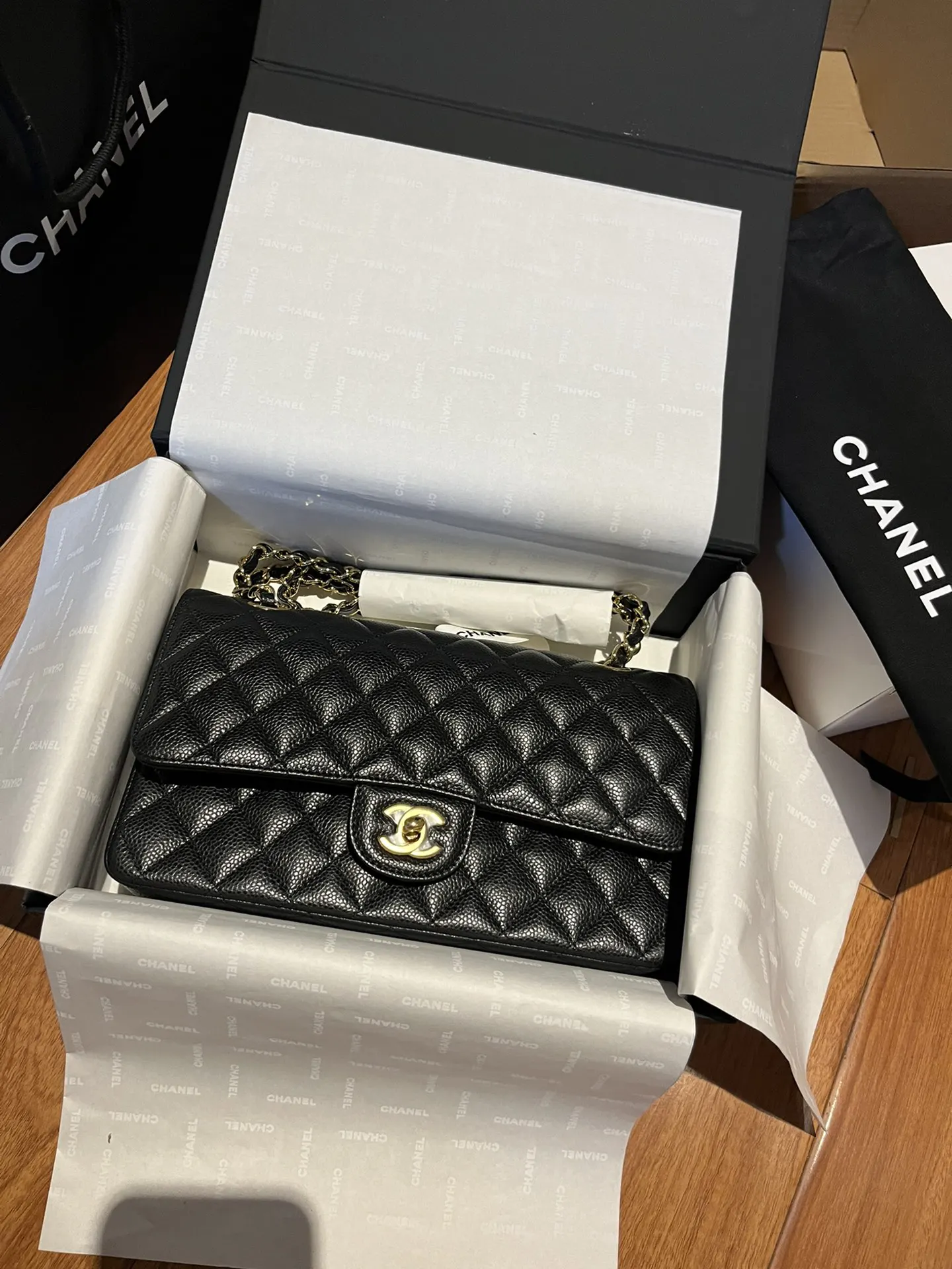 CHANEL 渠道级CF金扣鱼子酱 鱼子酱 老渠道 缺货很 腋下包 复古腋下背款