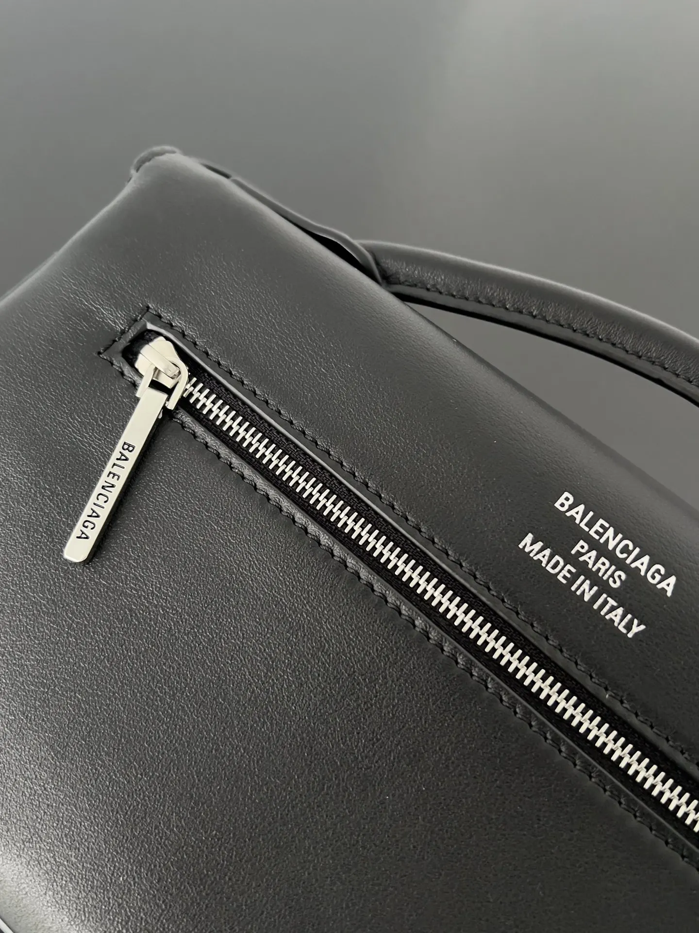 Balenciaga Bel Air 手拿包 晚宴手拿