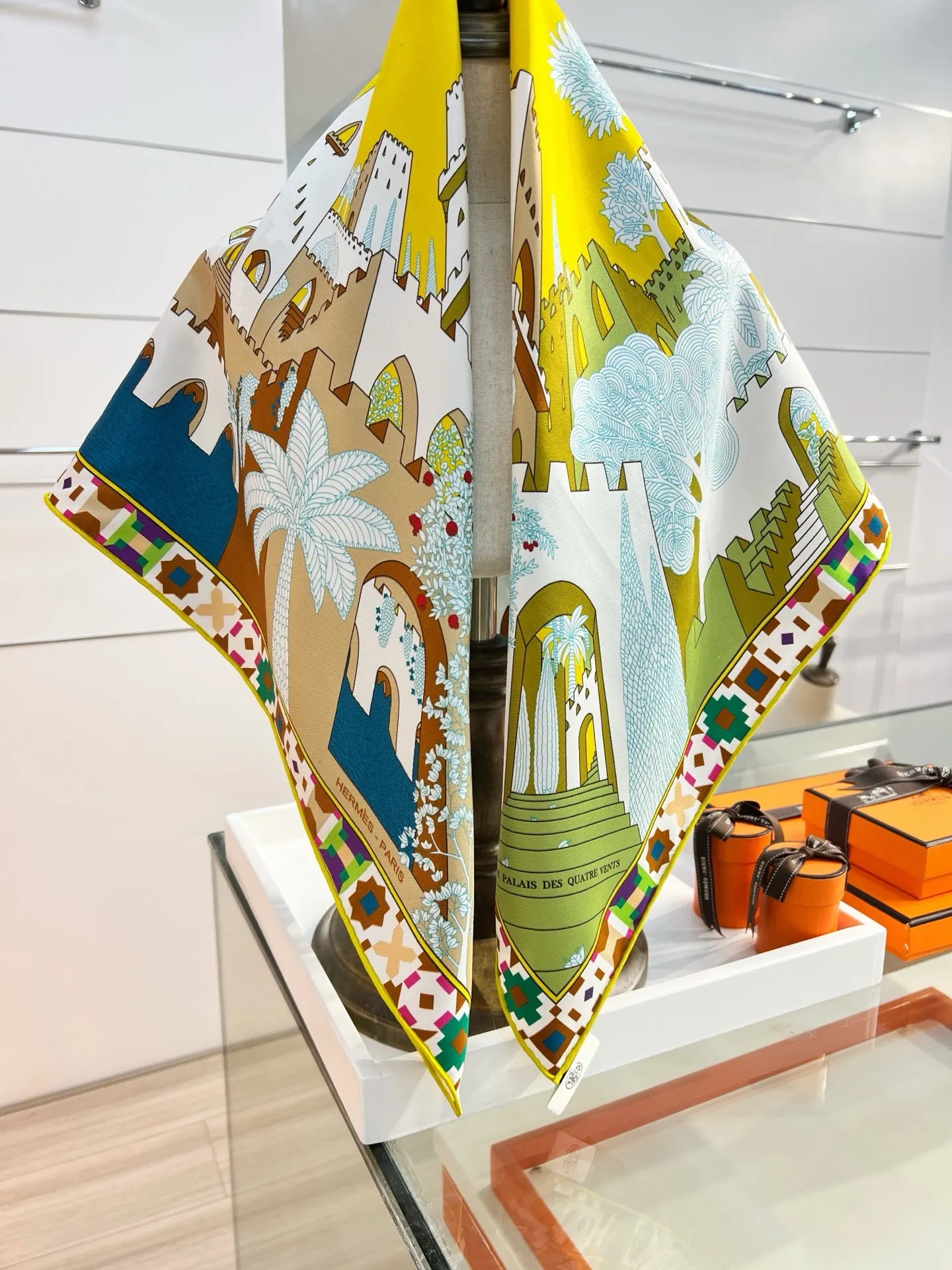 Hermès 丝巾 精致配饰
